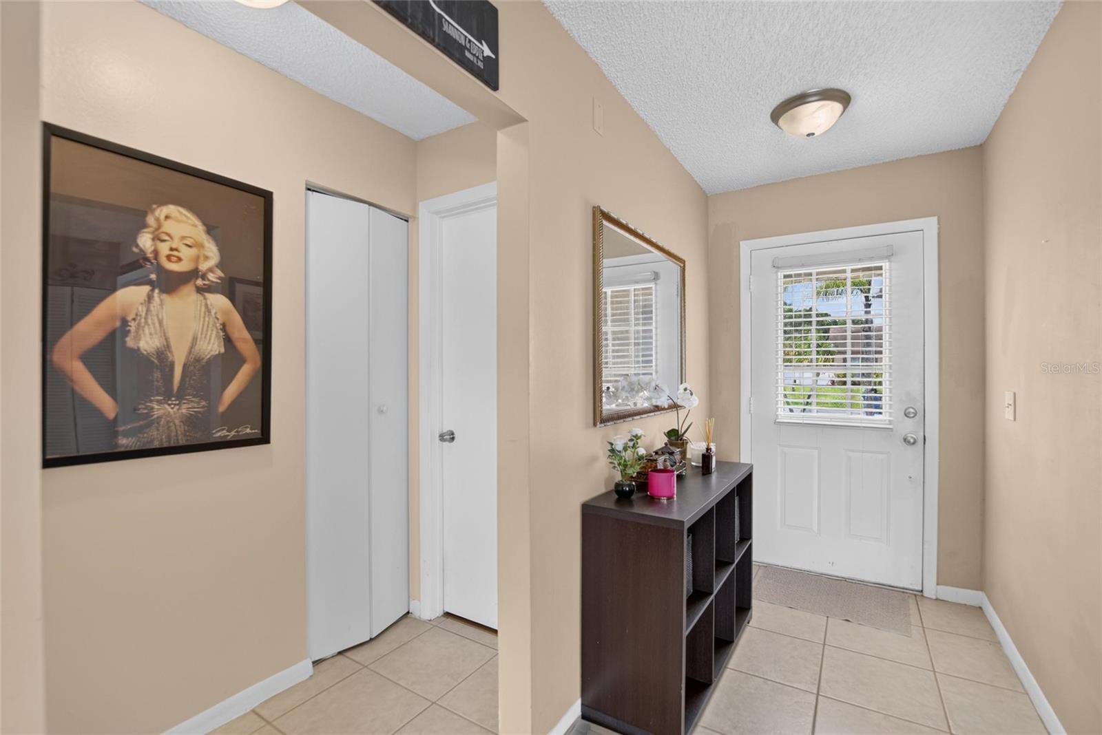 9063 DIXIANA VILLA CIR — photo 4