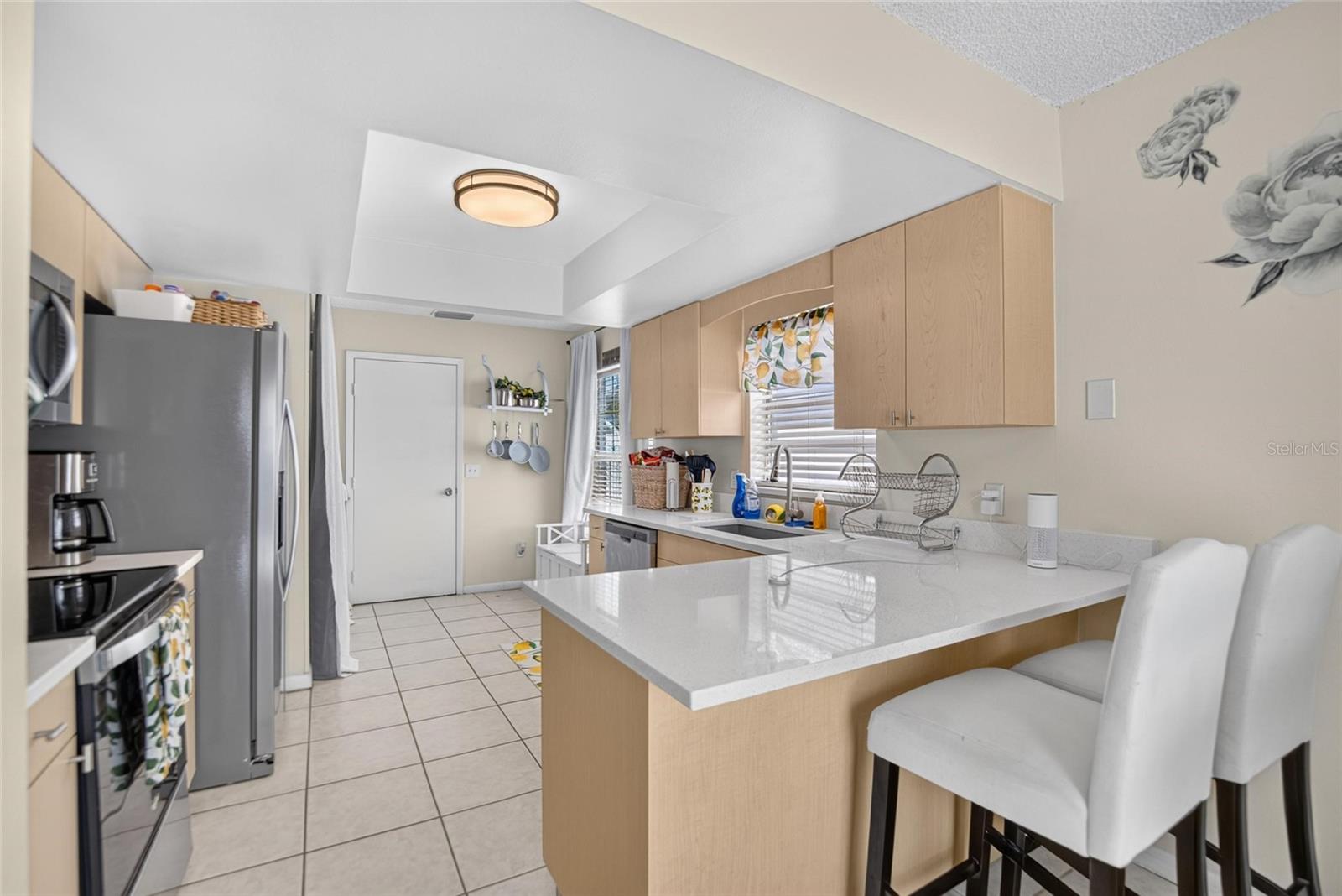 9063 DIXIANA VILLA CIR — photo 12