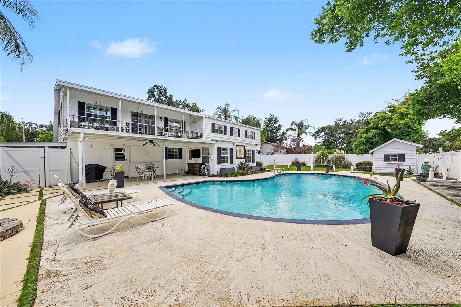 404 CLARISSA DR — photo 42
