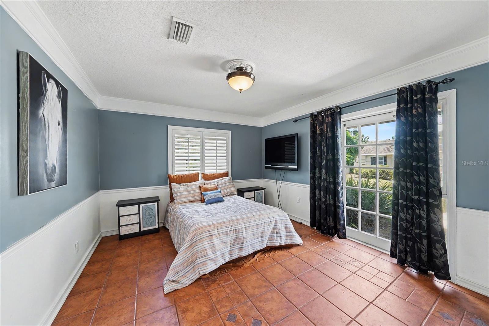 404 CLARISSA DR — photo 30