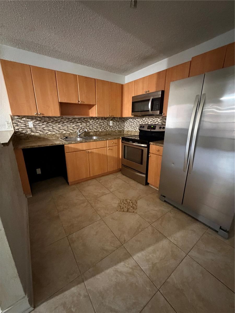 21026 VOYAGER BLVD #4 — photo 9
