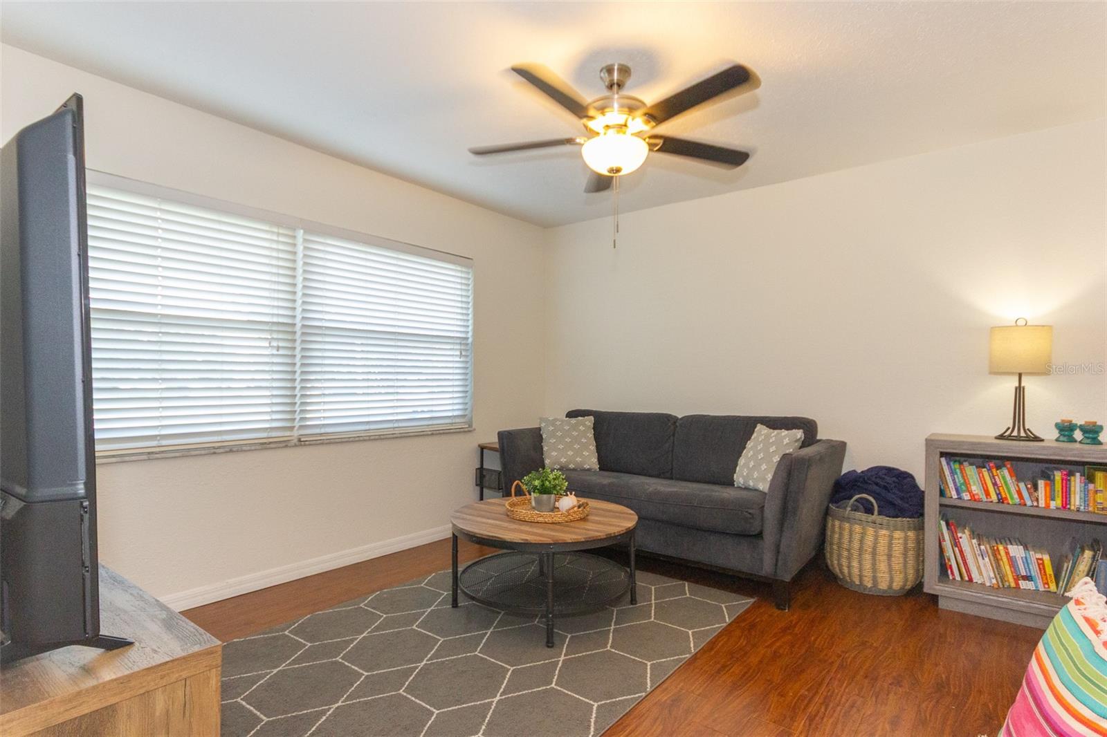 12231 KELLY LN — photo 9