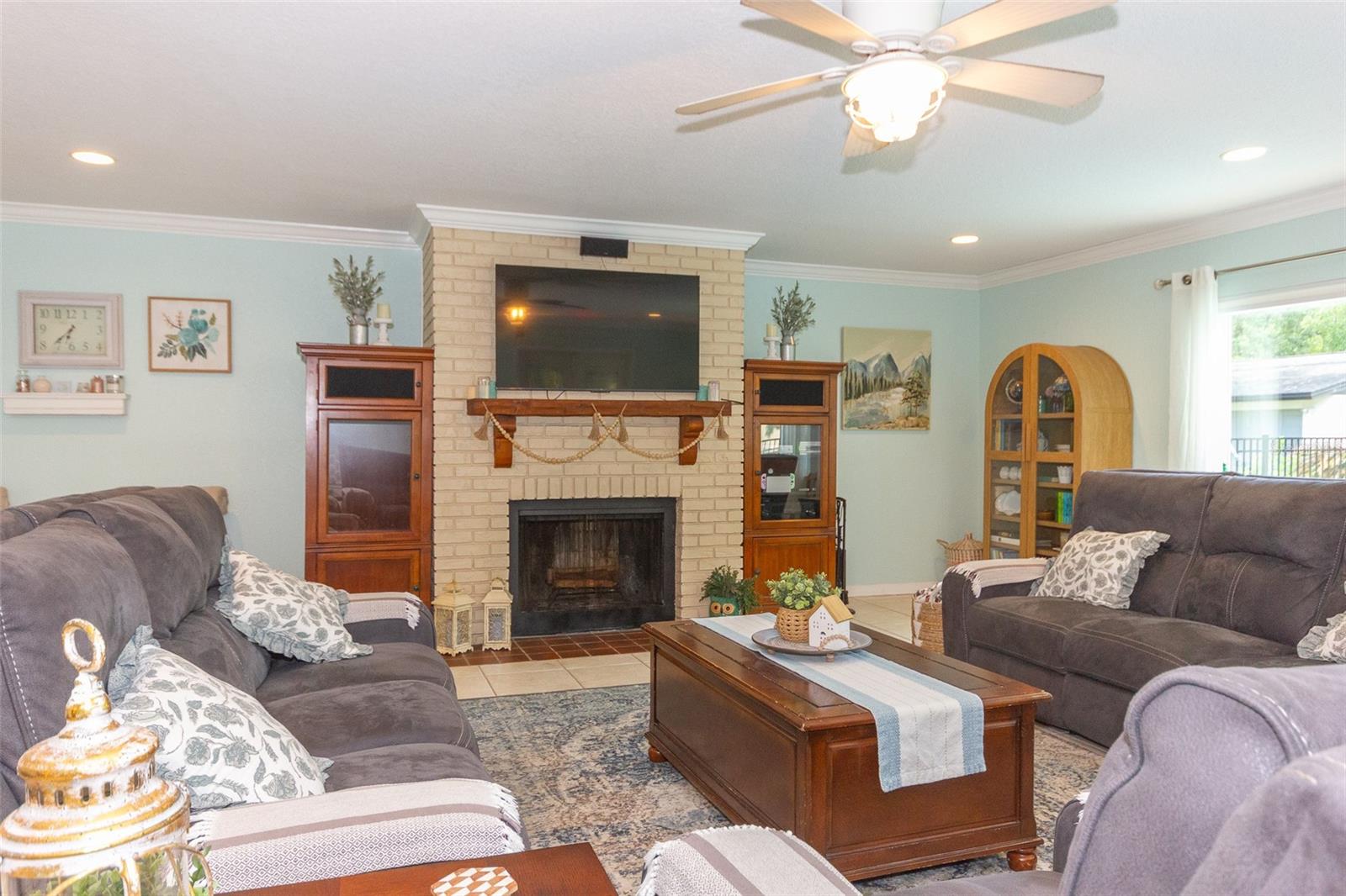 12231 KELLY LN — photo 12