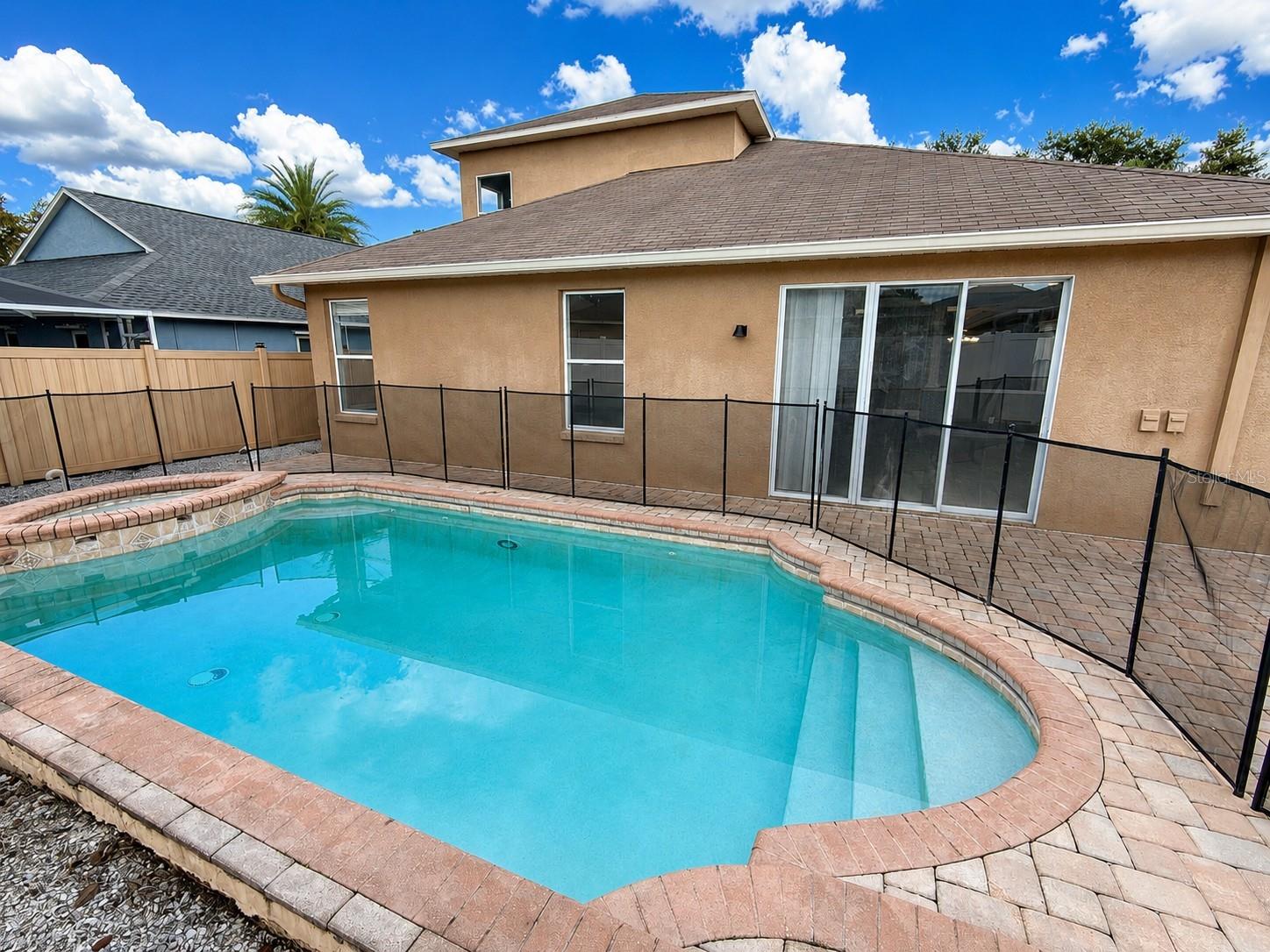 15430 LAKE BELLA VISTA DR — photo 24