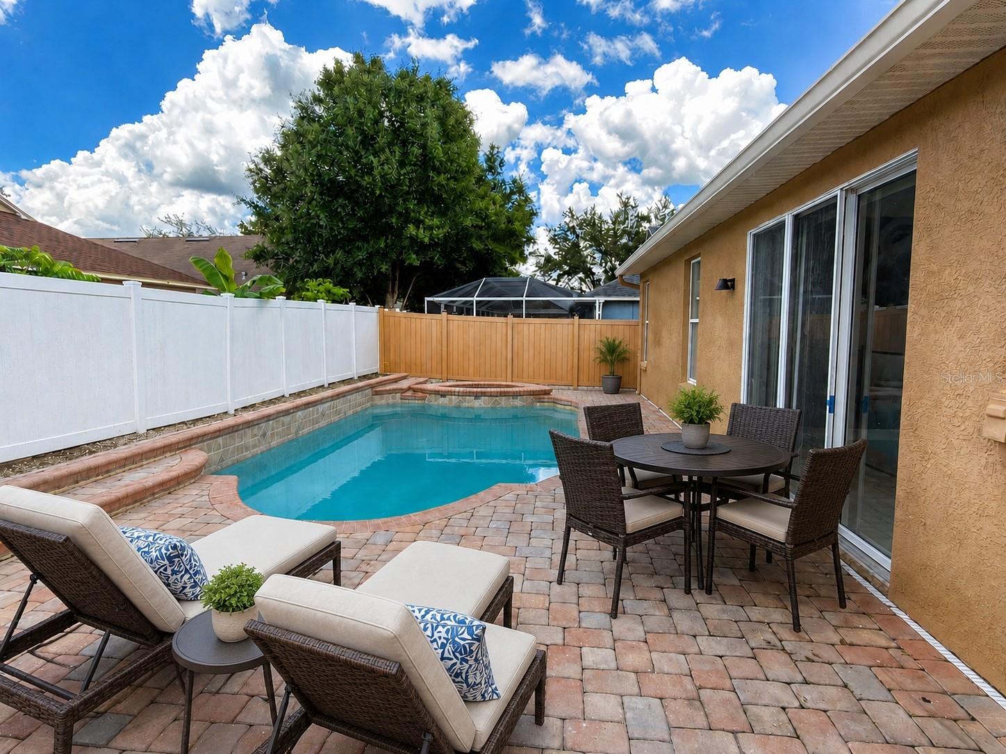 15430 LAKE BELLA VISTA DR — photo 22