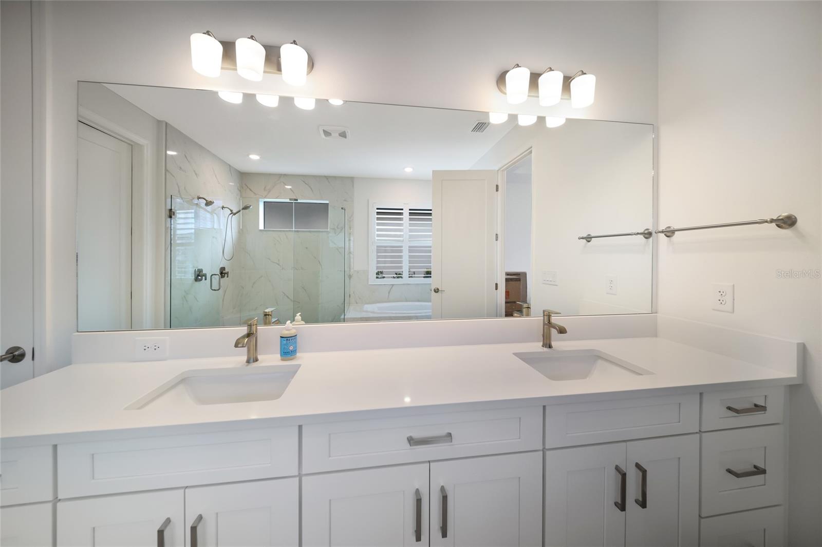 4811 HONEY DEW LN — photo 26