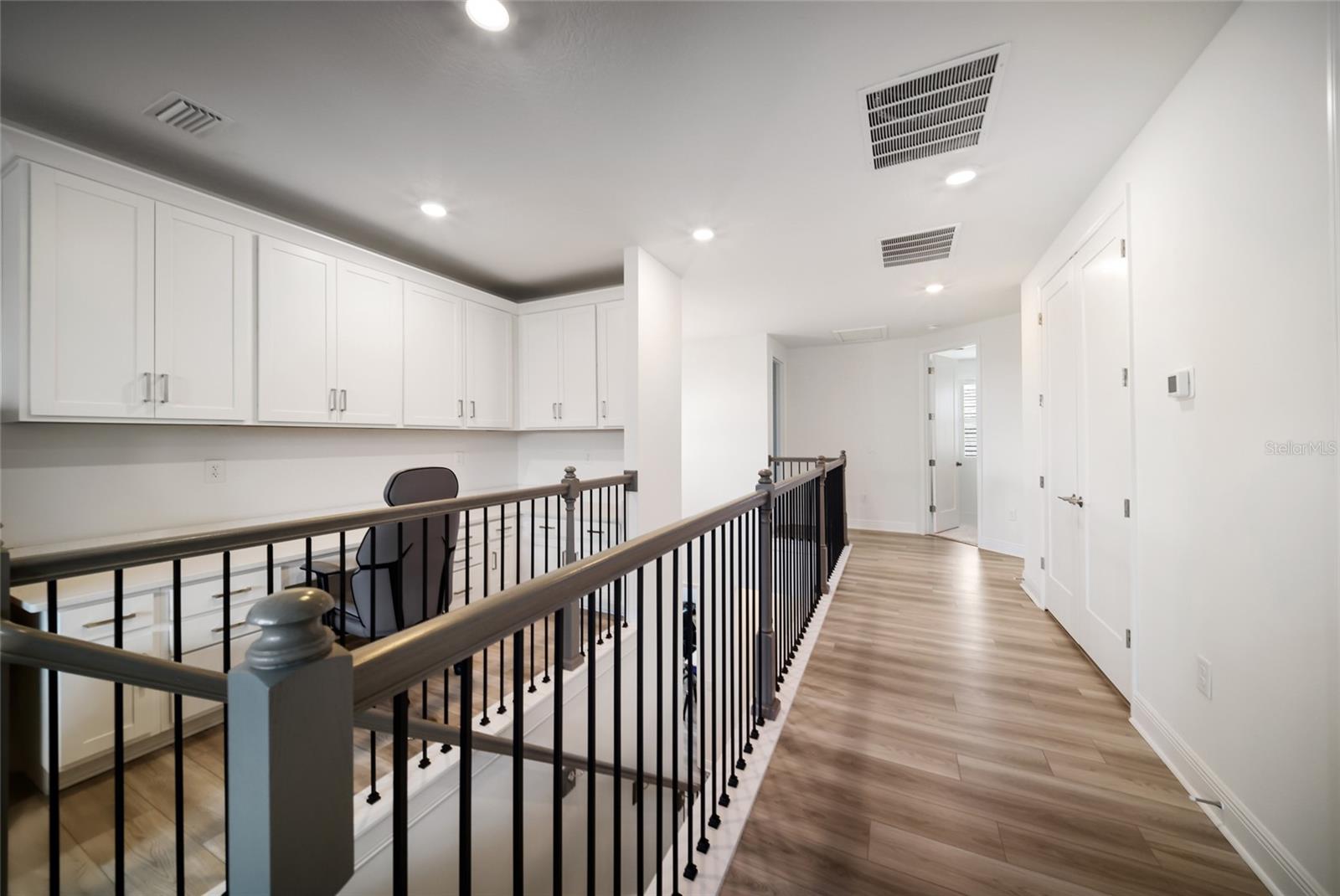 4811 HONEY DEW LN — photo 32