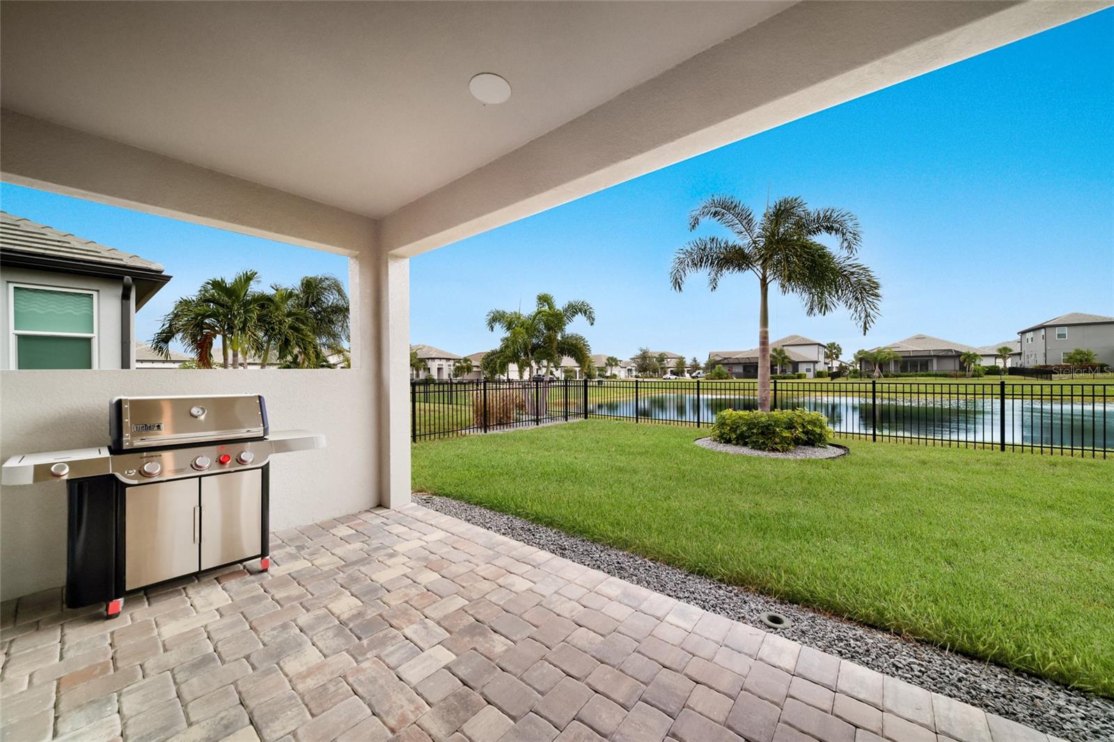 4811 HONEY DEW LN — photo 36