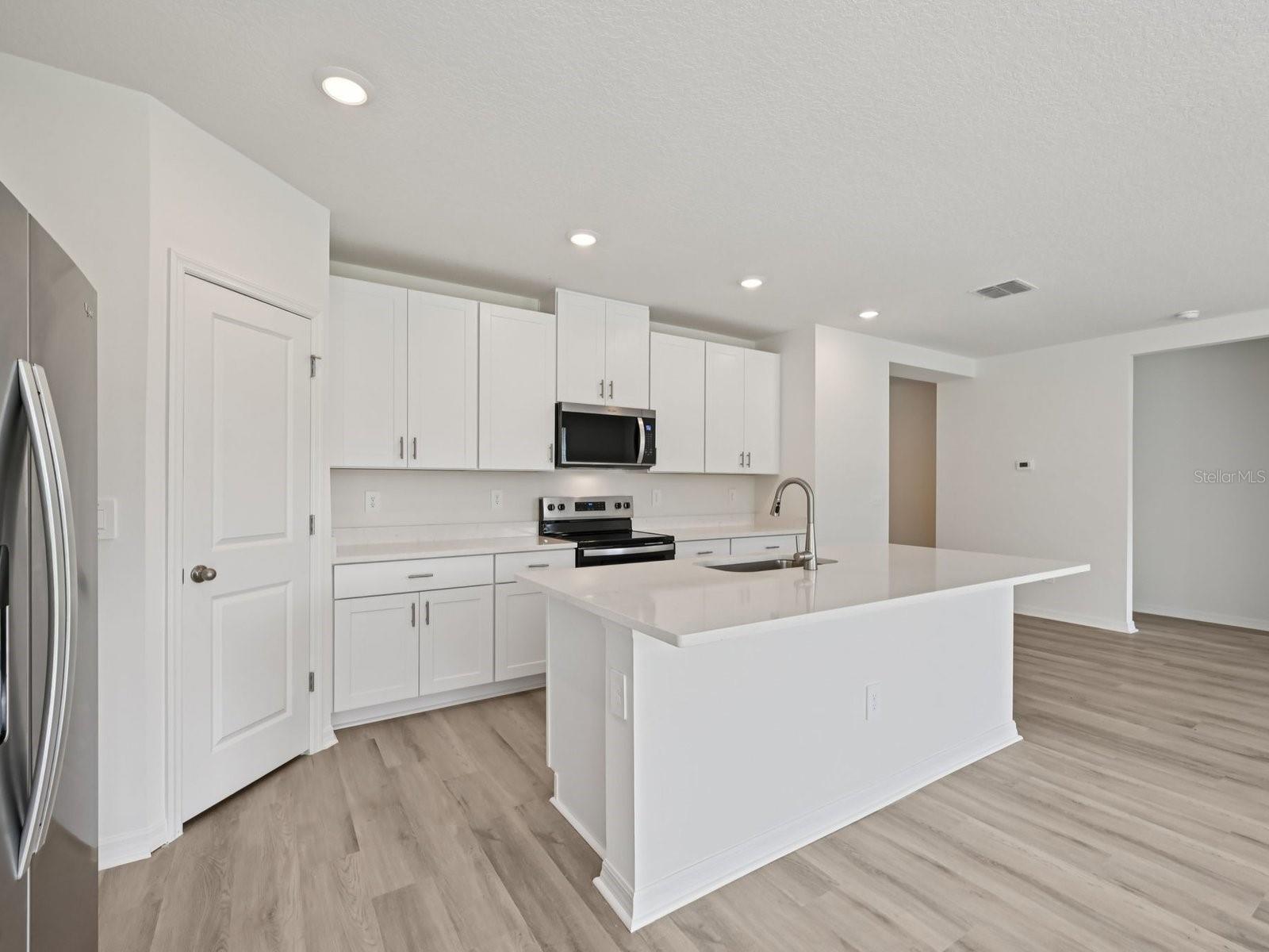 1688 COOLRIDGE PL — photo 11