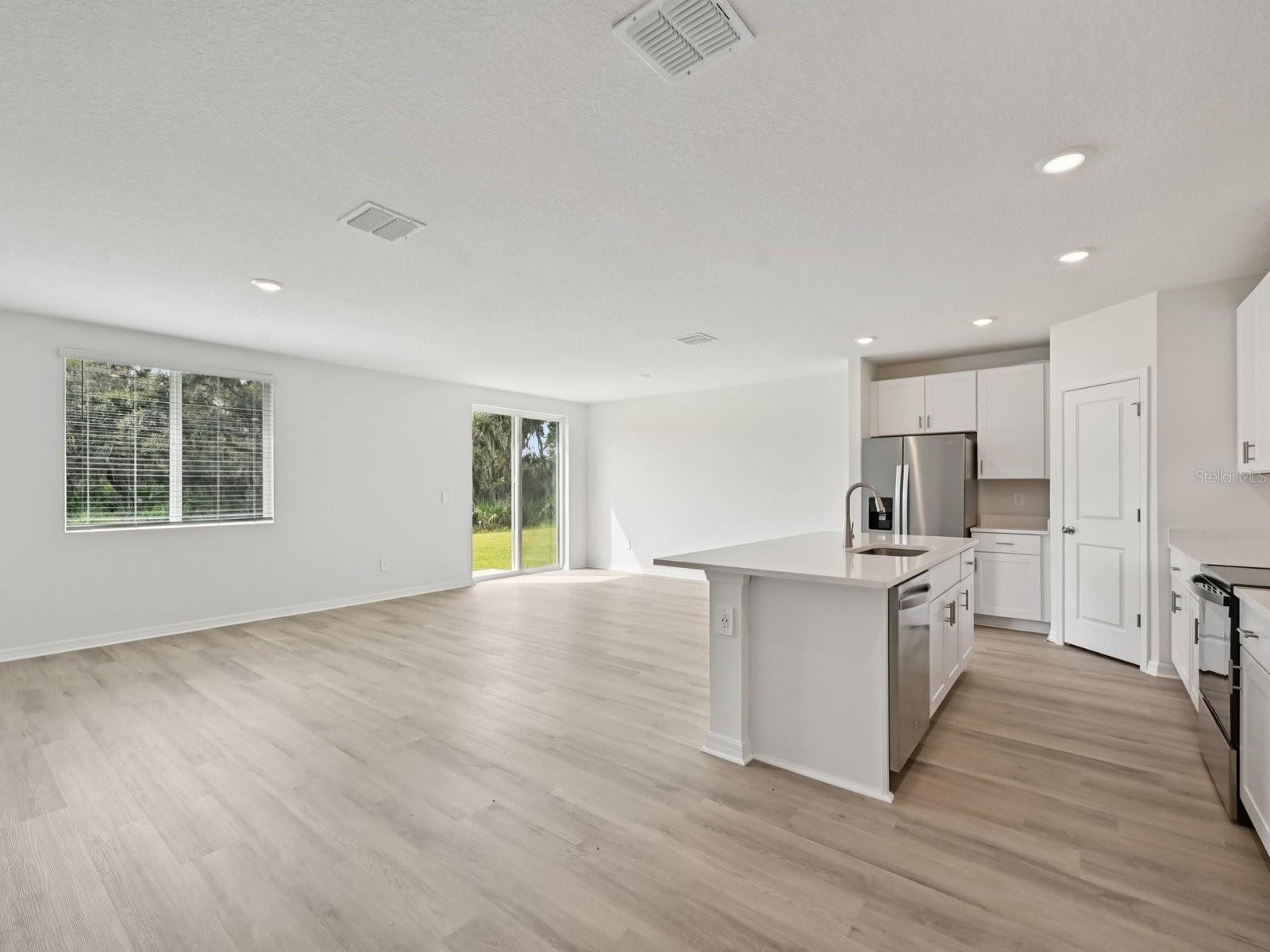 1688 COOLRIDGE PL — photo 9