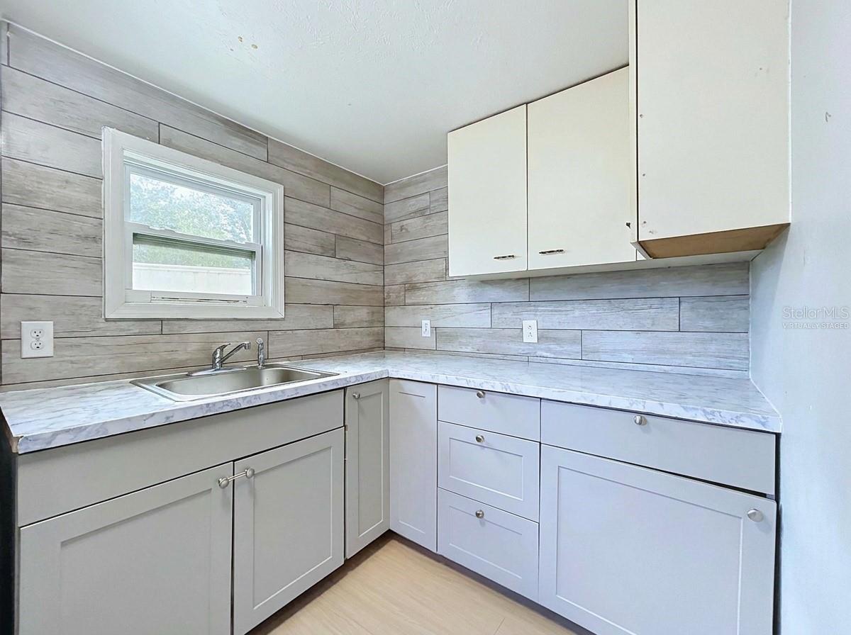 9507 SIX MILE CREEK RD — photo 53