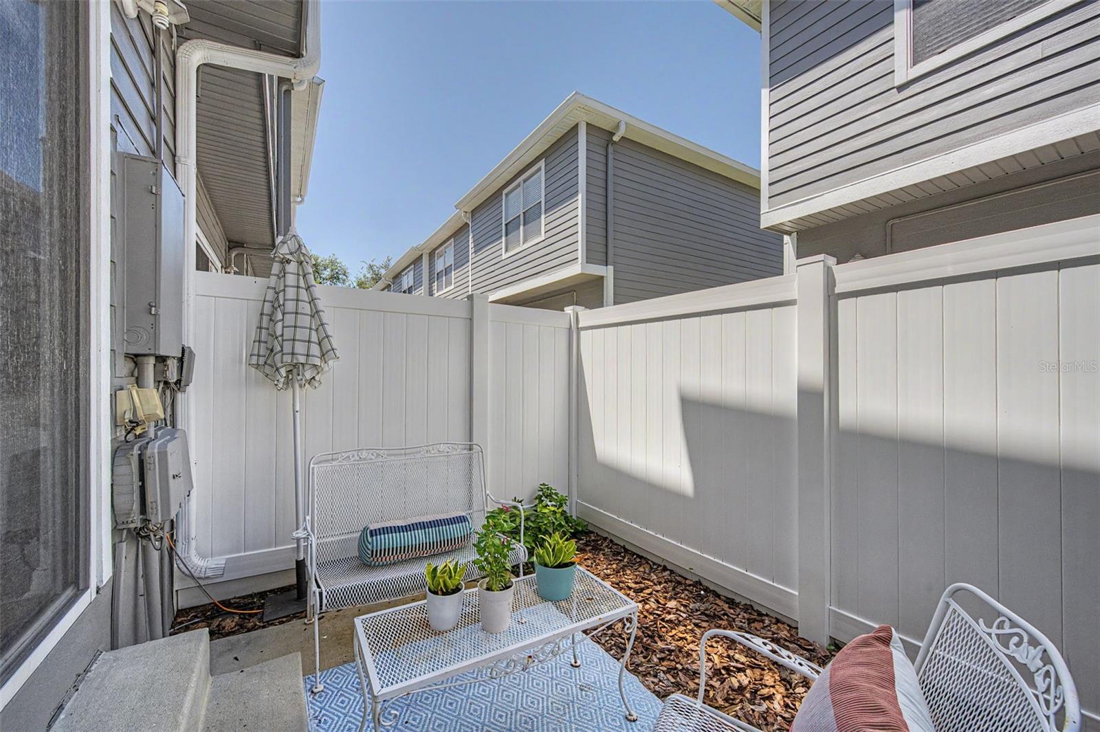 4909 ELIZABETH ANNE CIR — photo 40