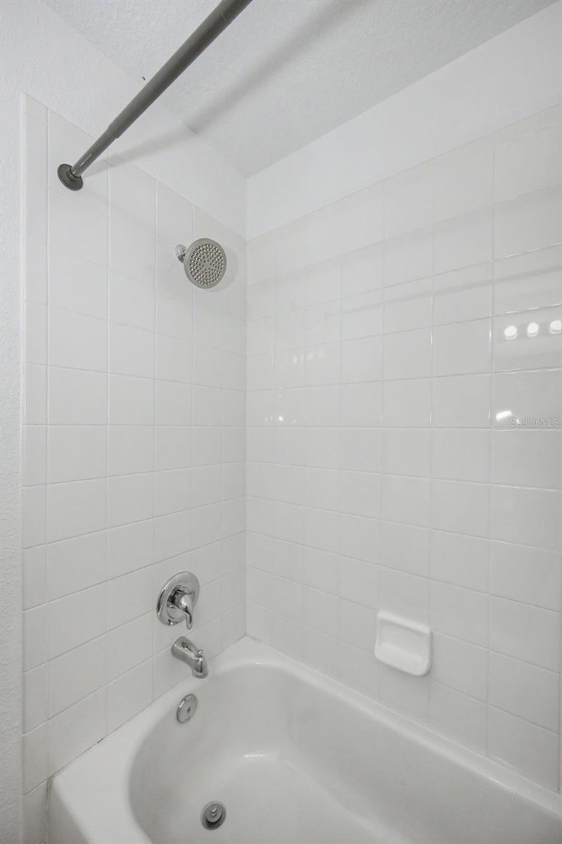 4909 ELIZABETH ANNE CIR — photo 25