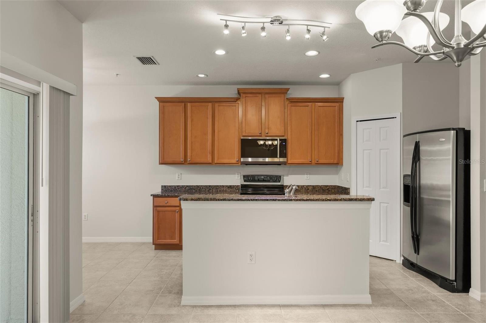 3717 PARKRIDGE CIR #6-102 — photo 19