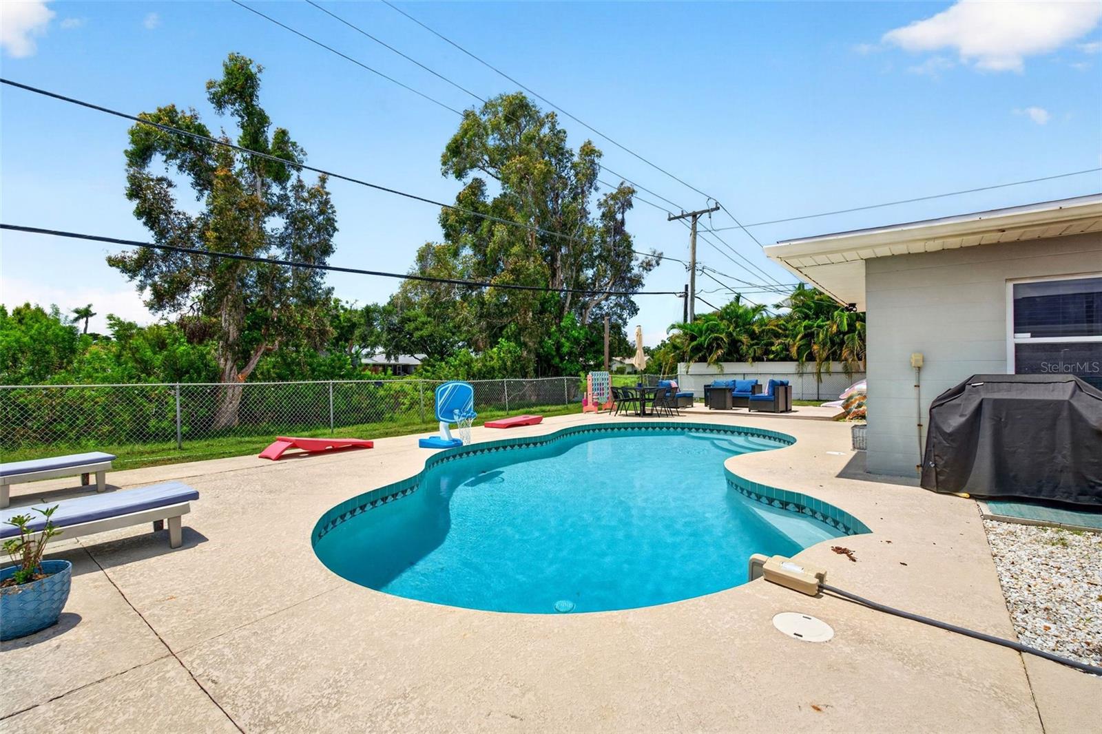 3409 18TH AVENUE DR W — photo 46