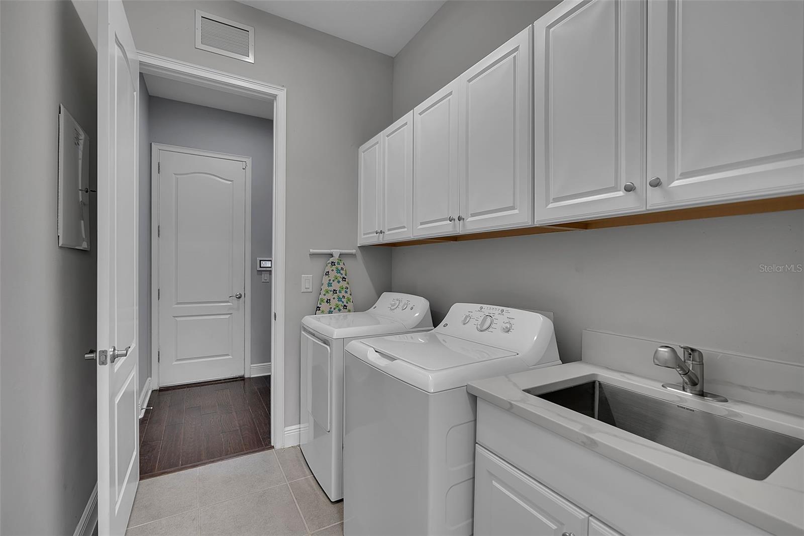 10310 EASTWOOD DR — photo 21
