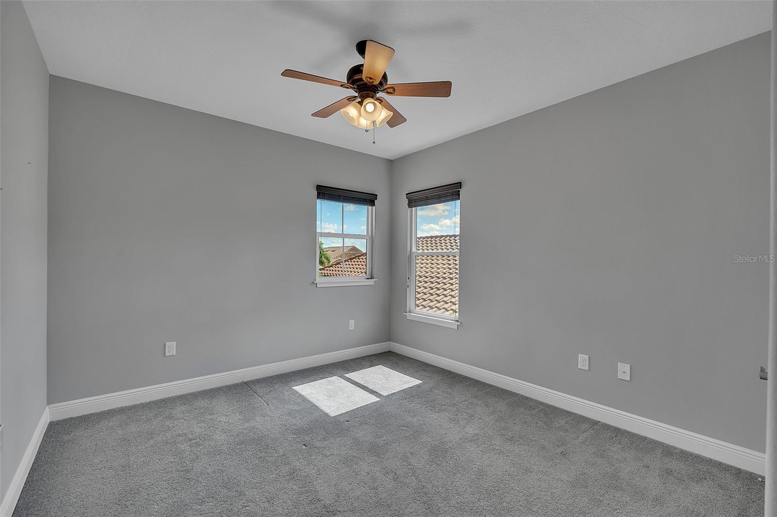 10310 EASTWOOD DR — photo 35