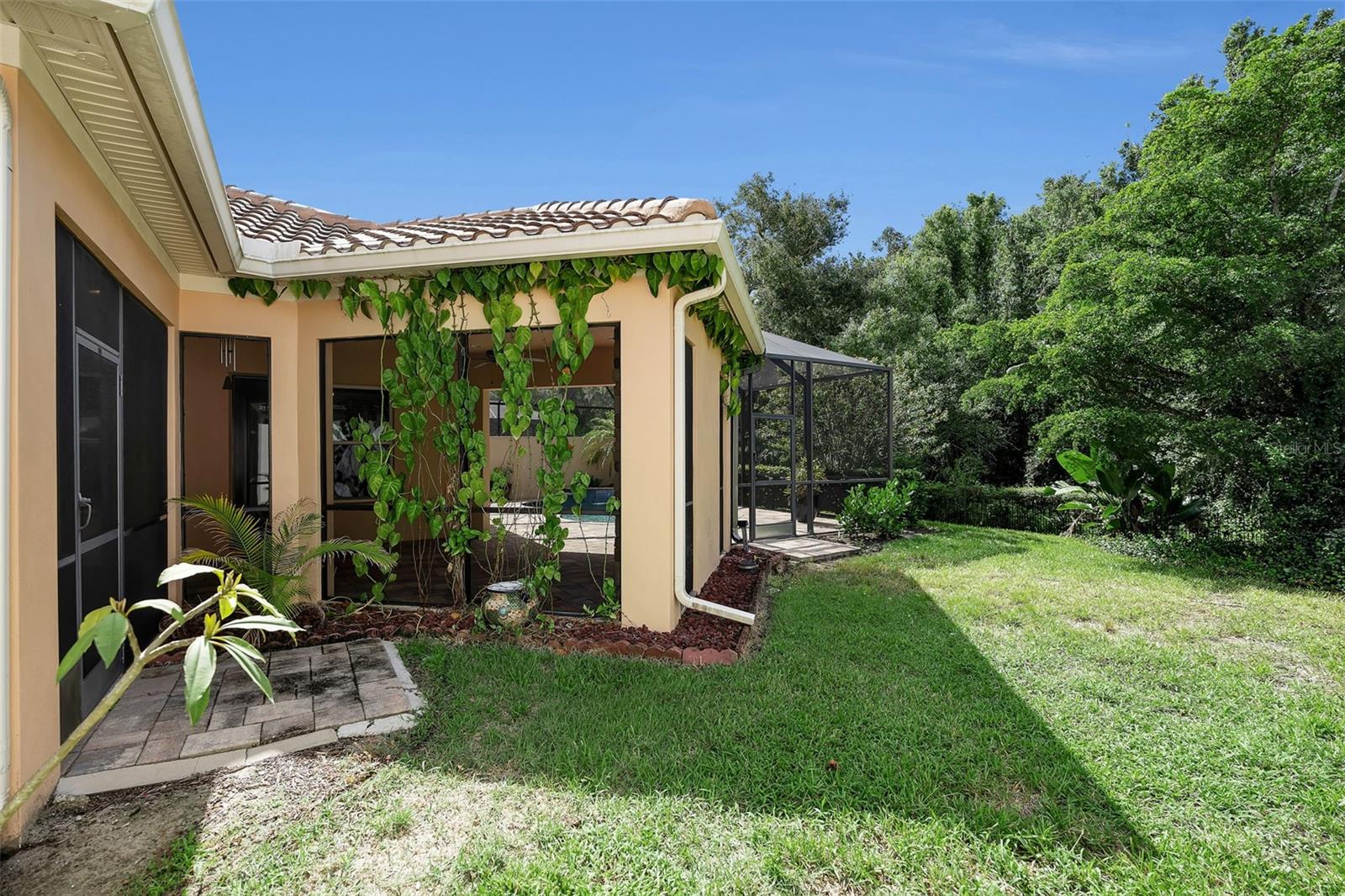 10310 EASTWOOD DR — photo 45