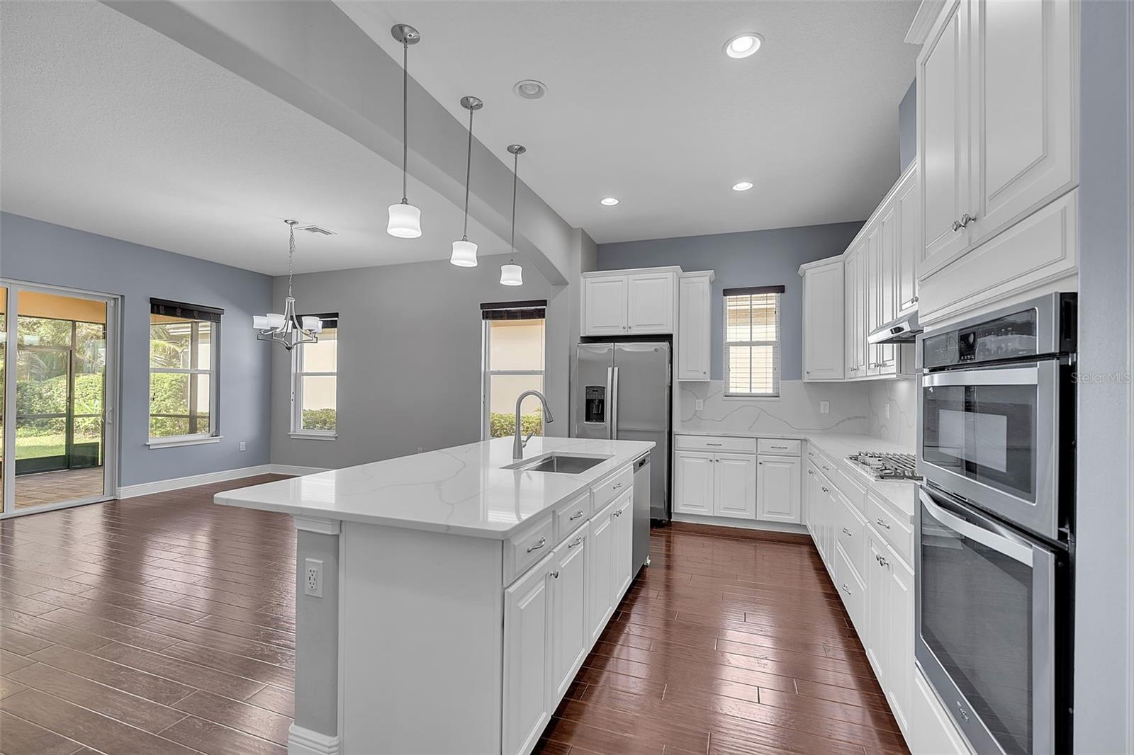 10310 EASTWOOD DR — photo 9