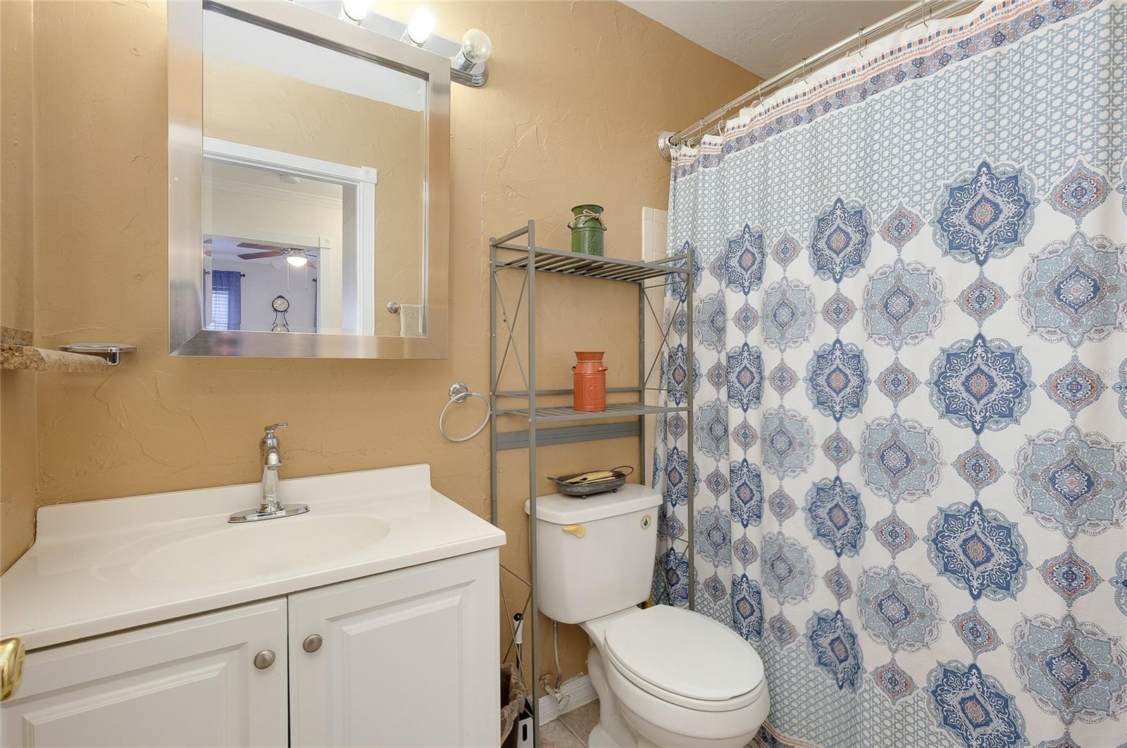 8876 SAN PABLO AVE — photo 37
