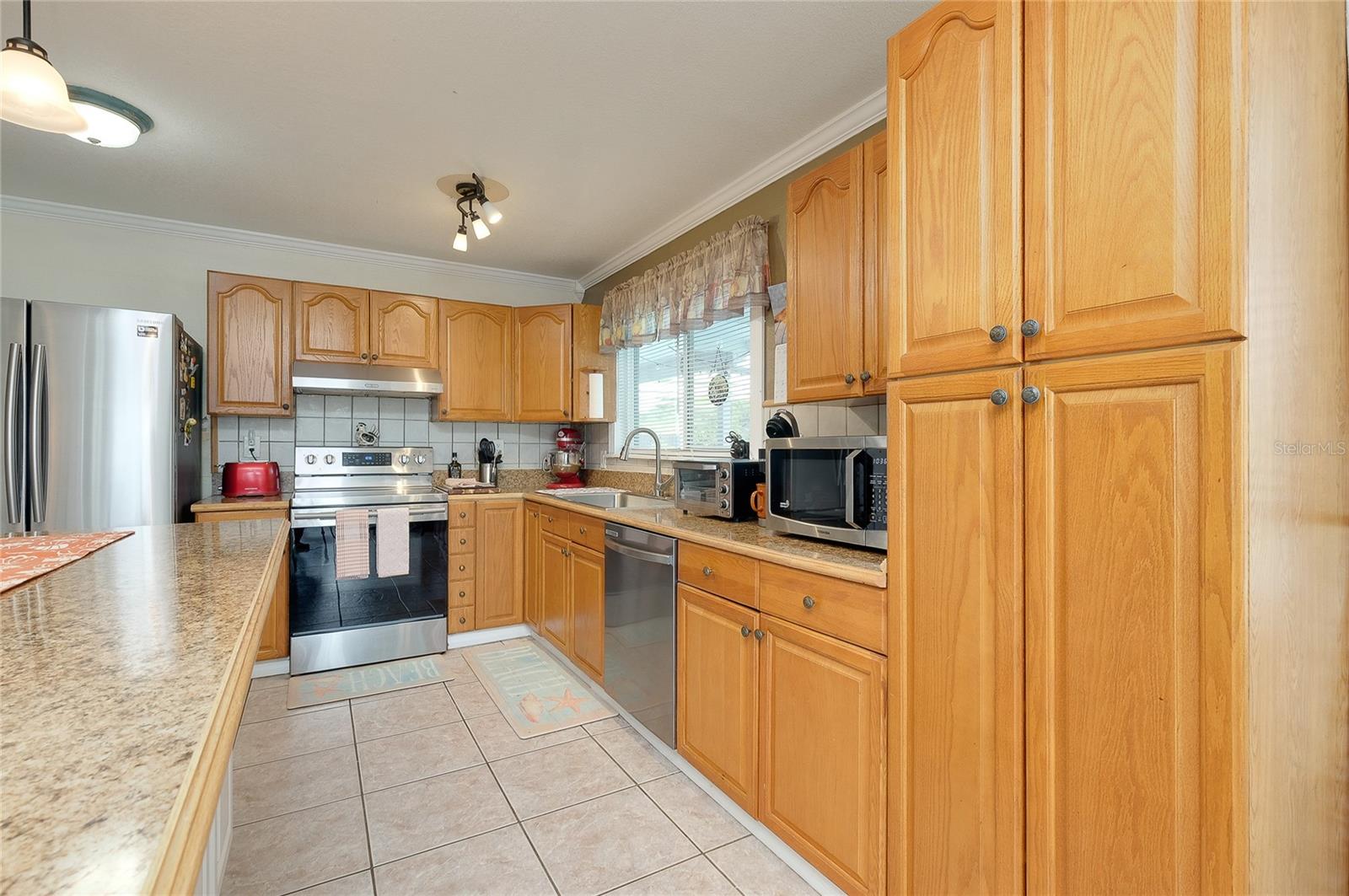 8876 SAN PABLO AVE — photo 18