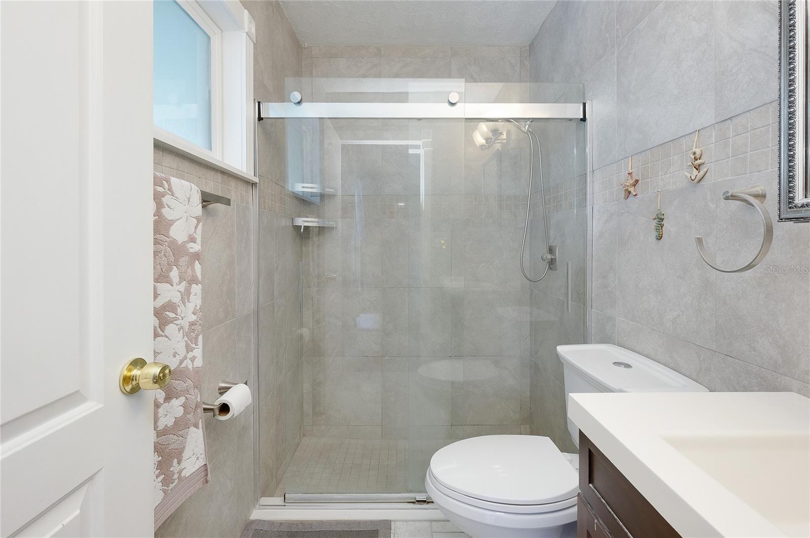 8876 SAN PABLO AVE — photo 33