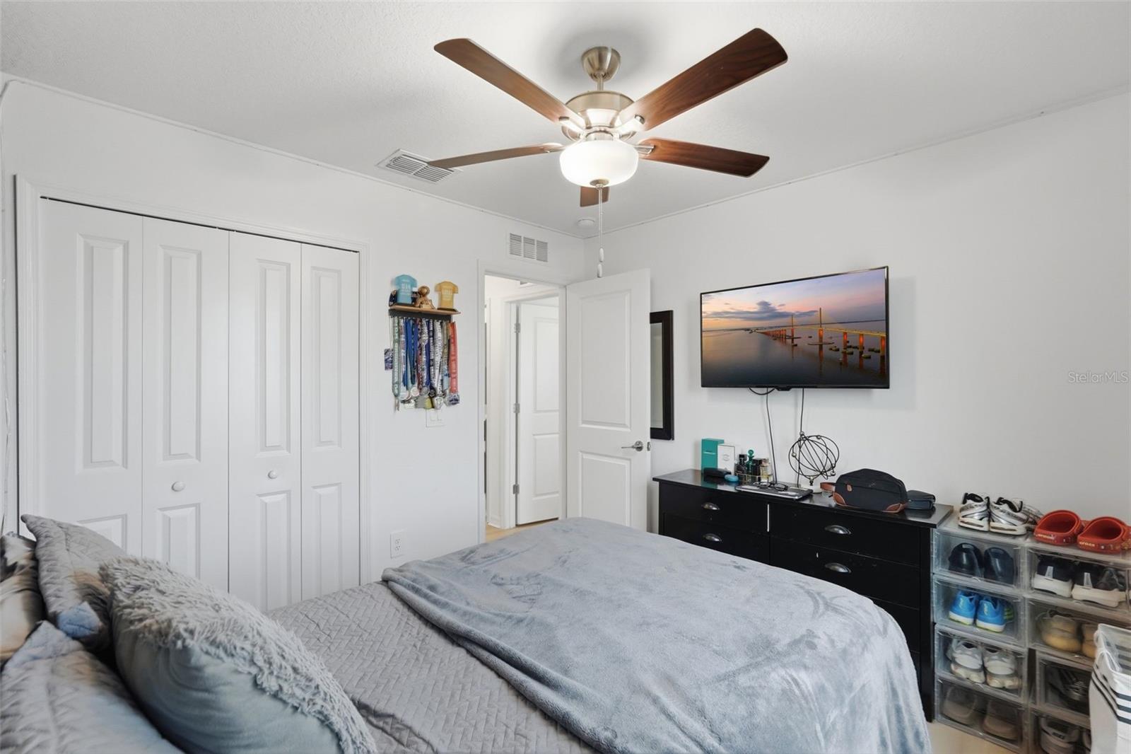 22320 PLEASANT MORNING DR — photo 32