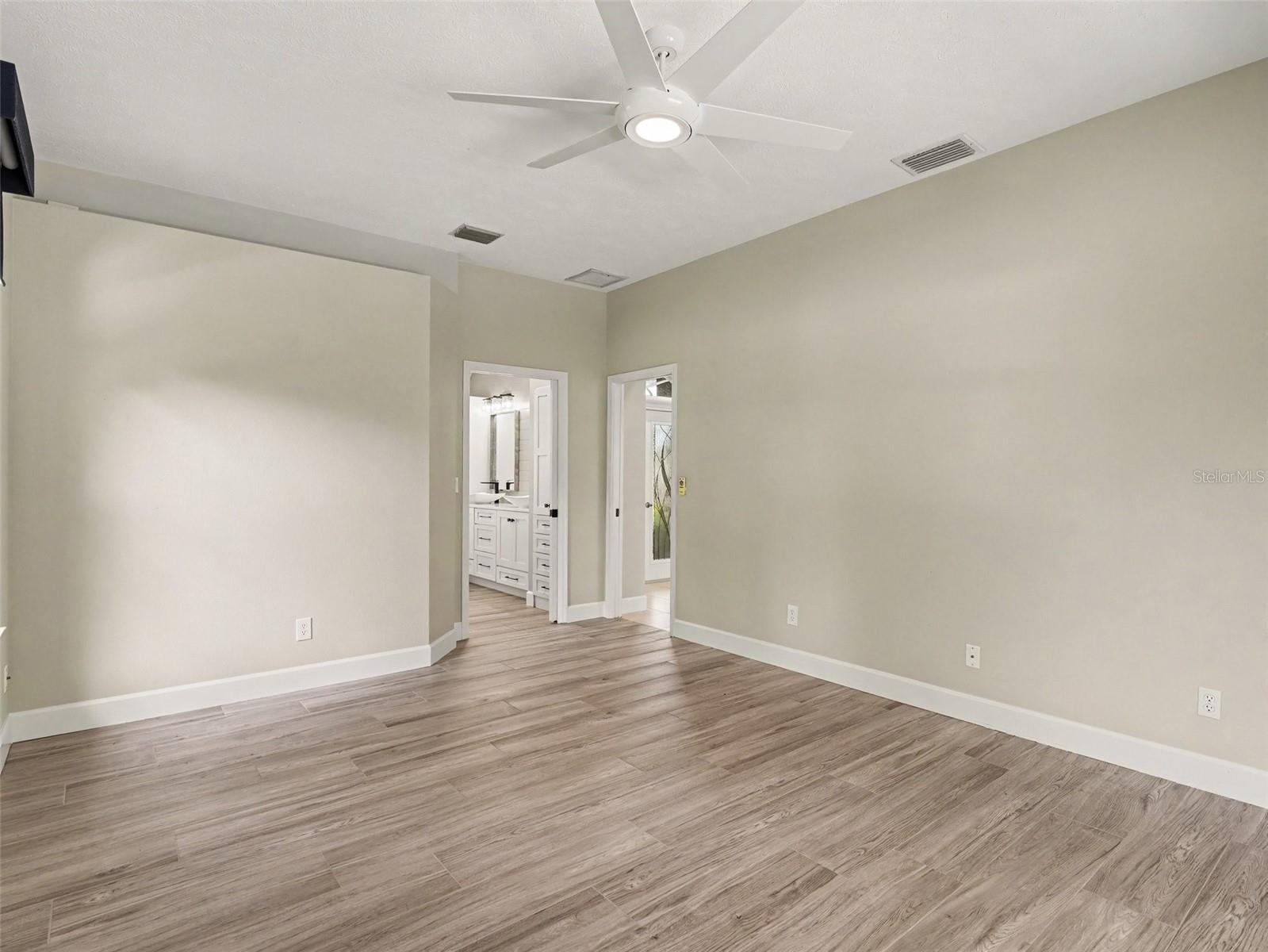 5916 68TH DR E — photo 10