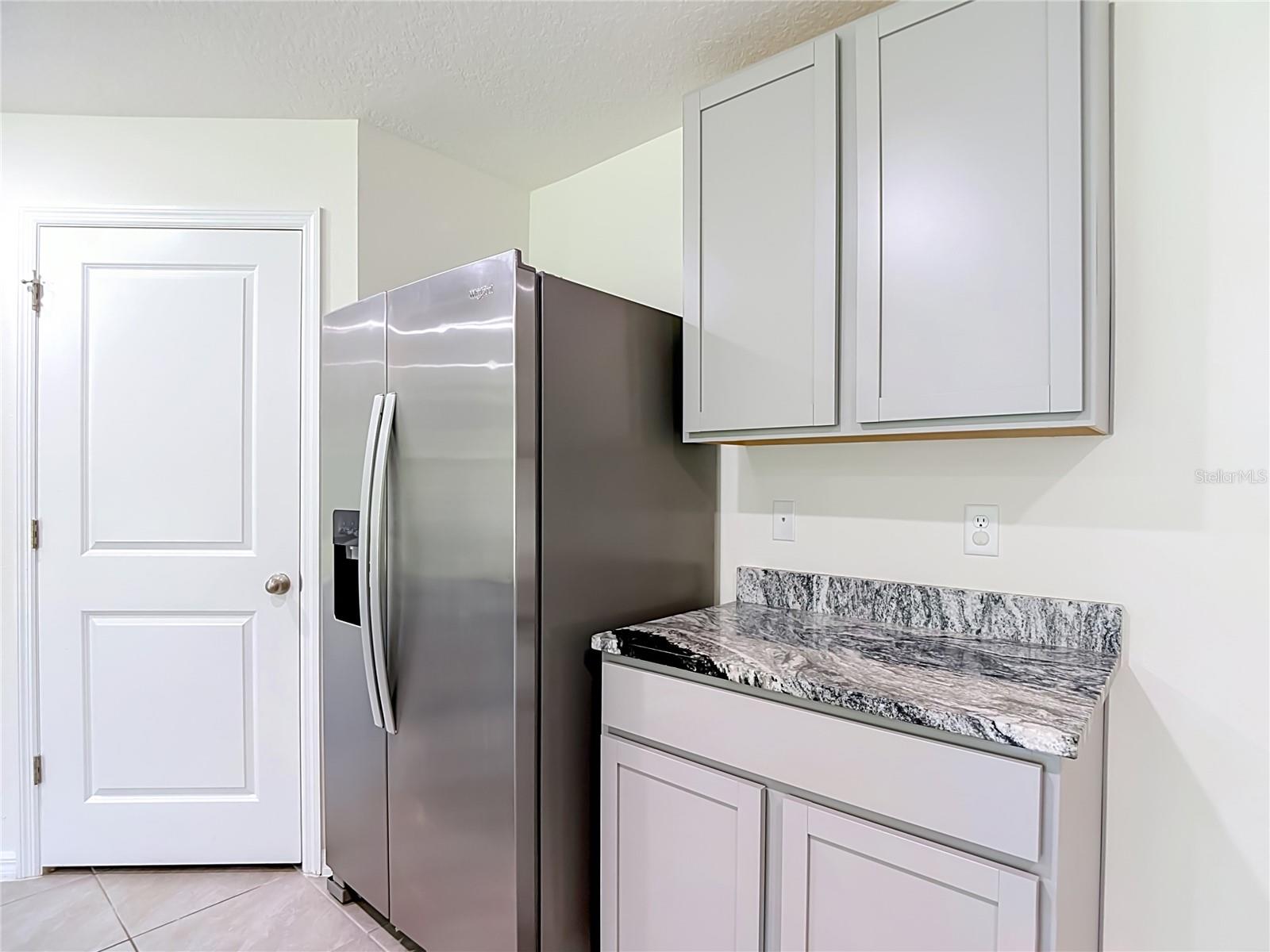 7737 ROSEWOOD GARDEN LOOP — photo 22