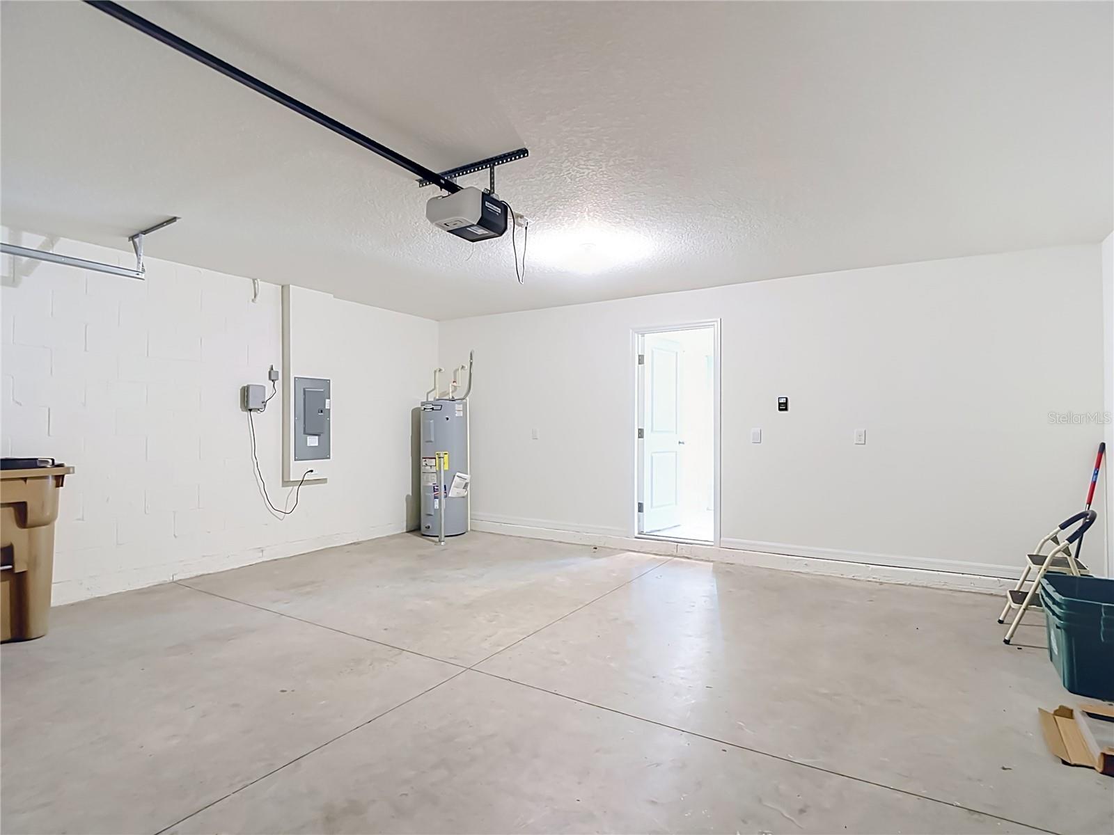 7737 ROSEWOOD GARDEN LOOP — photo 82