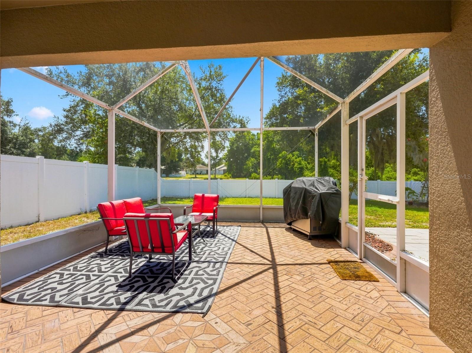12607 CHENWOOD AVE — photo 26