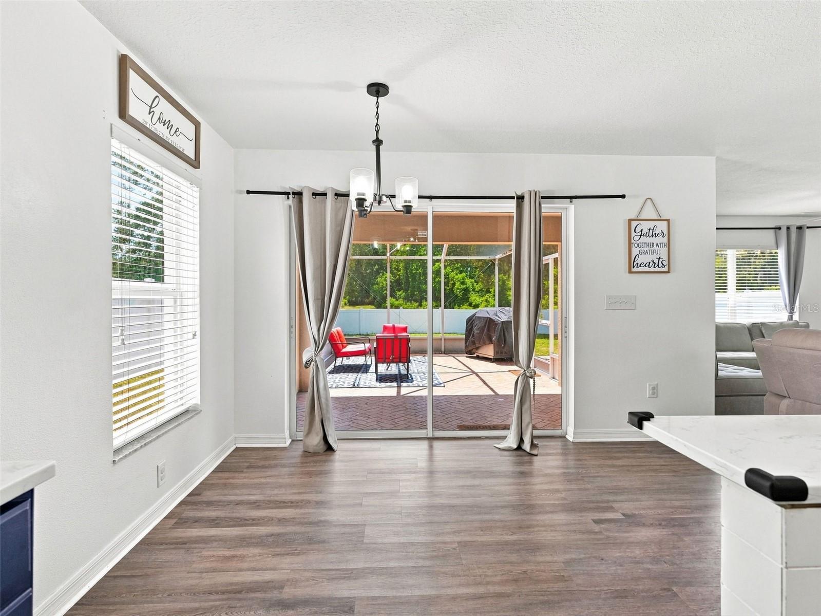 12607 CHENWOOD AVE — photo 12