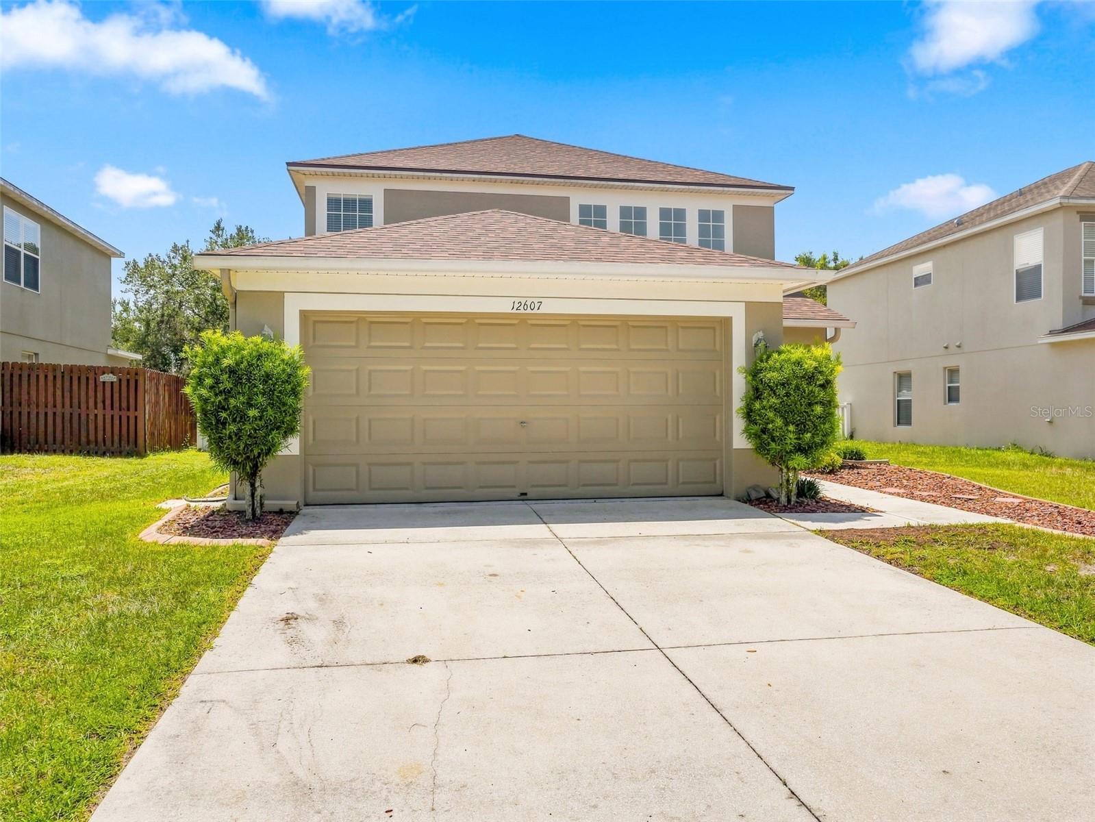 12607 CHENWOOD AVE — photo 37