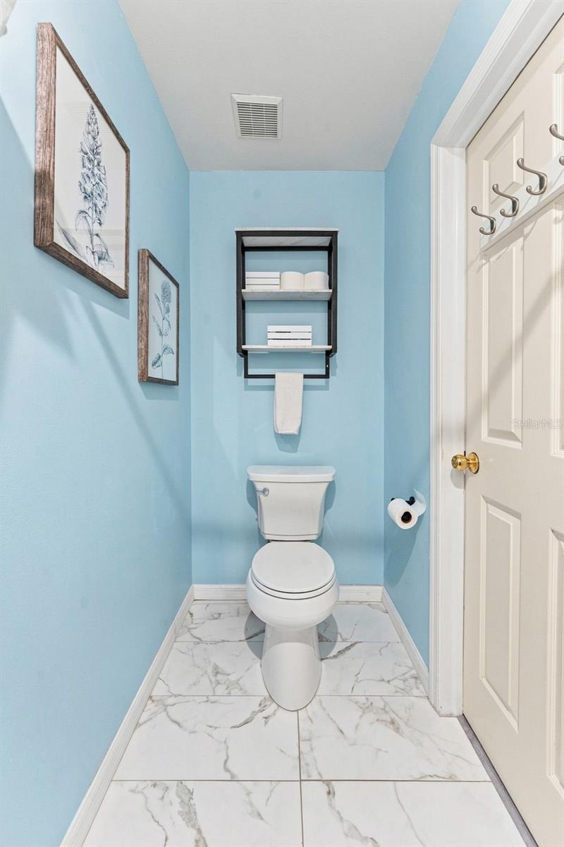 15622 INDIAN QUEEN DR — photo 32