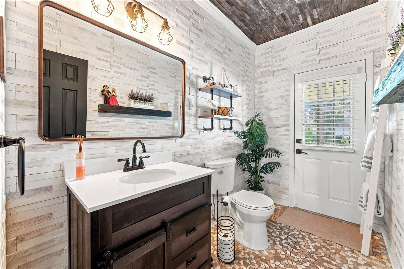 15622 INDIAN QUEEN DR — photo 11