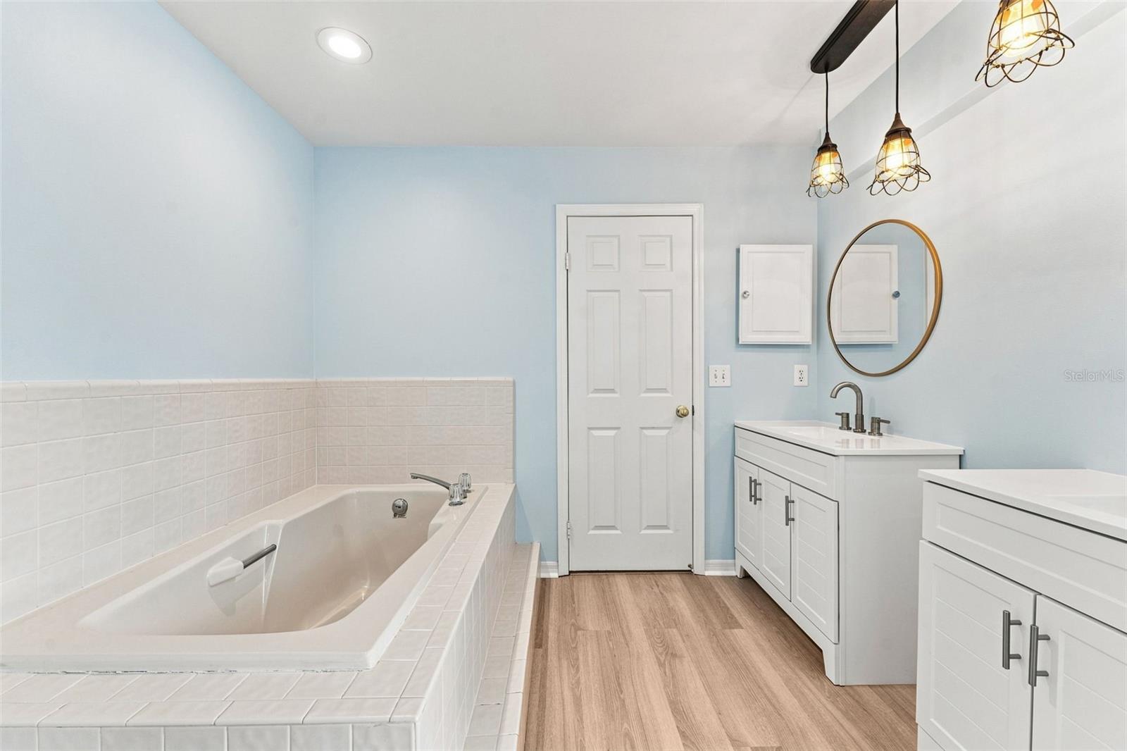 15622 INDIAN QUEEN DR — photo 30