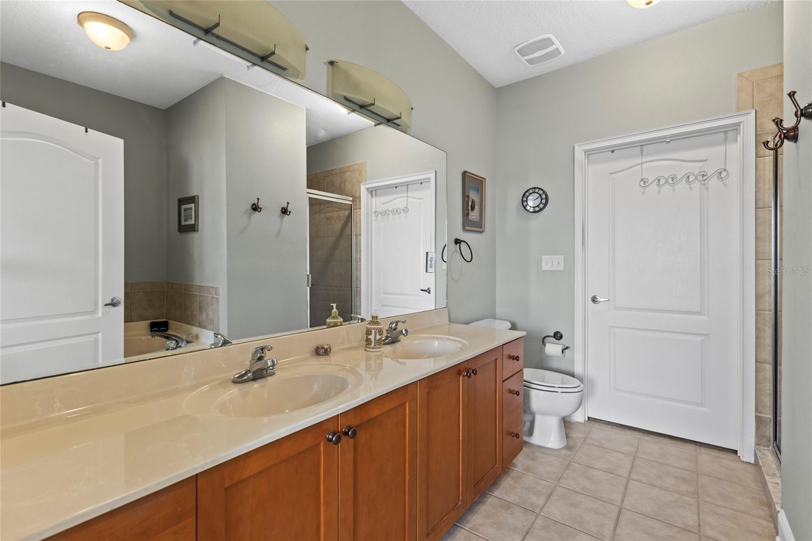 6319 SUNSET BAY CIR — photo 14