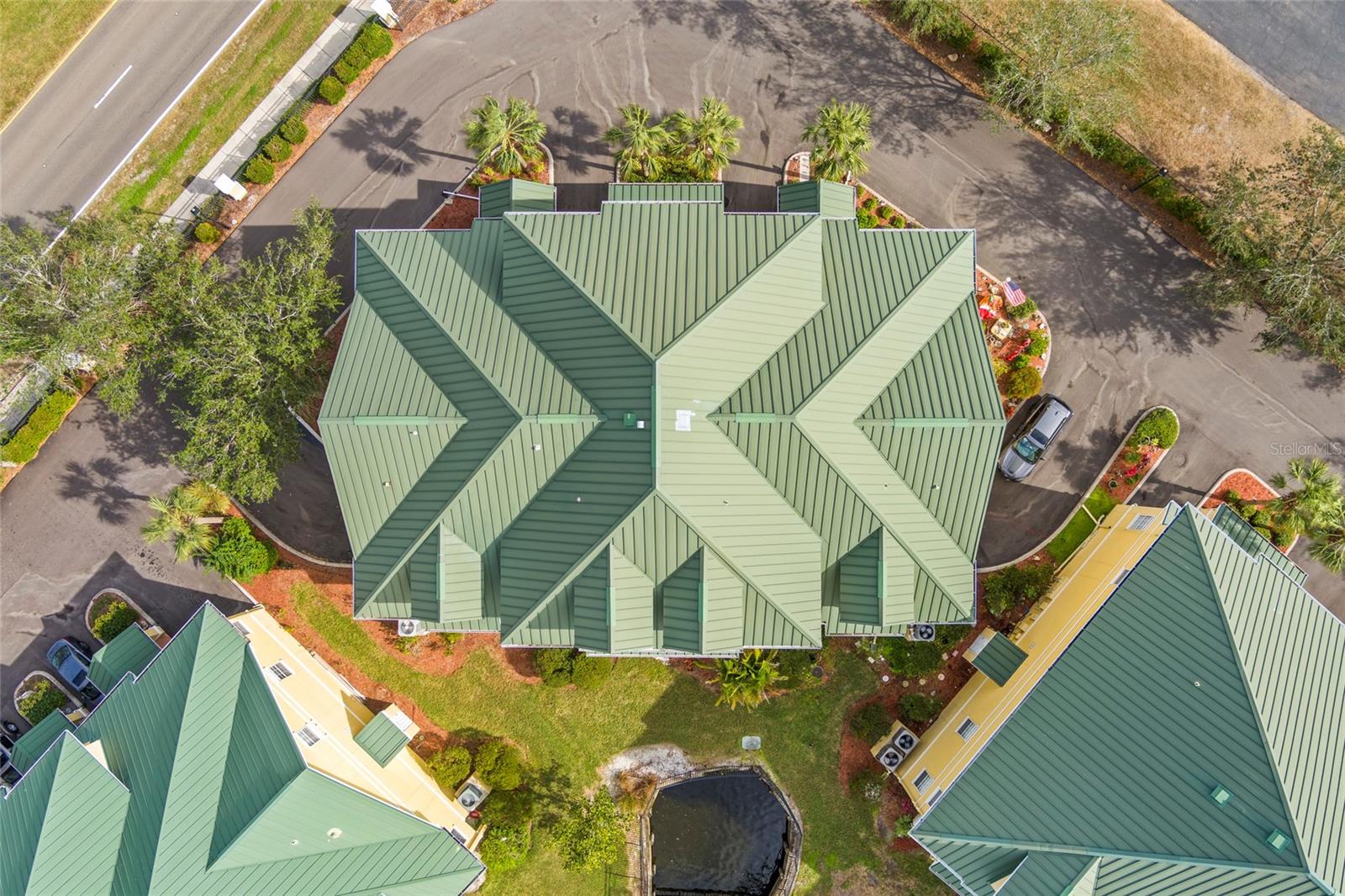 6319 SUNSET BAY CIR — photo 45
