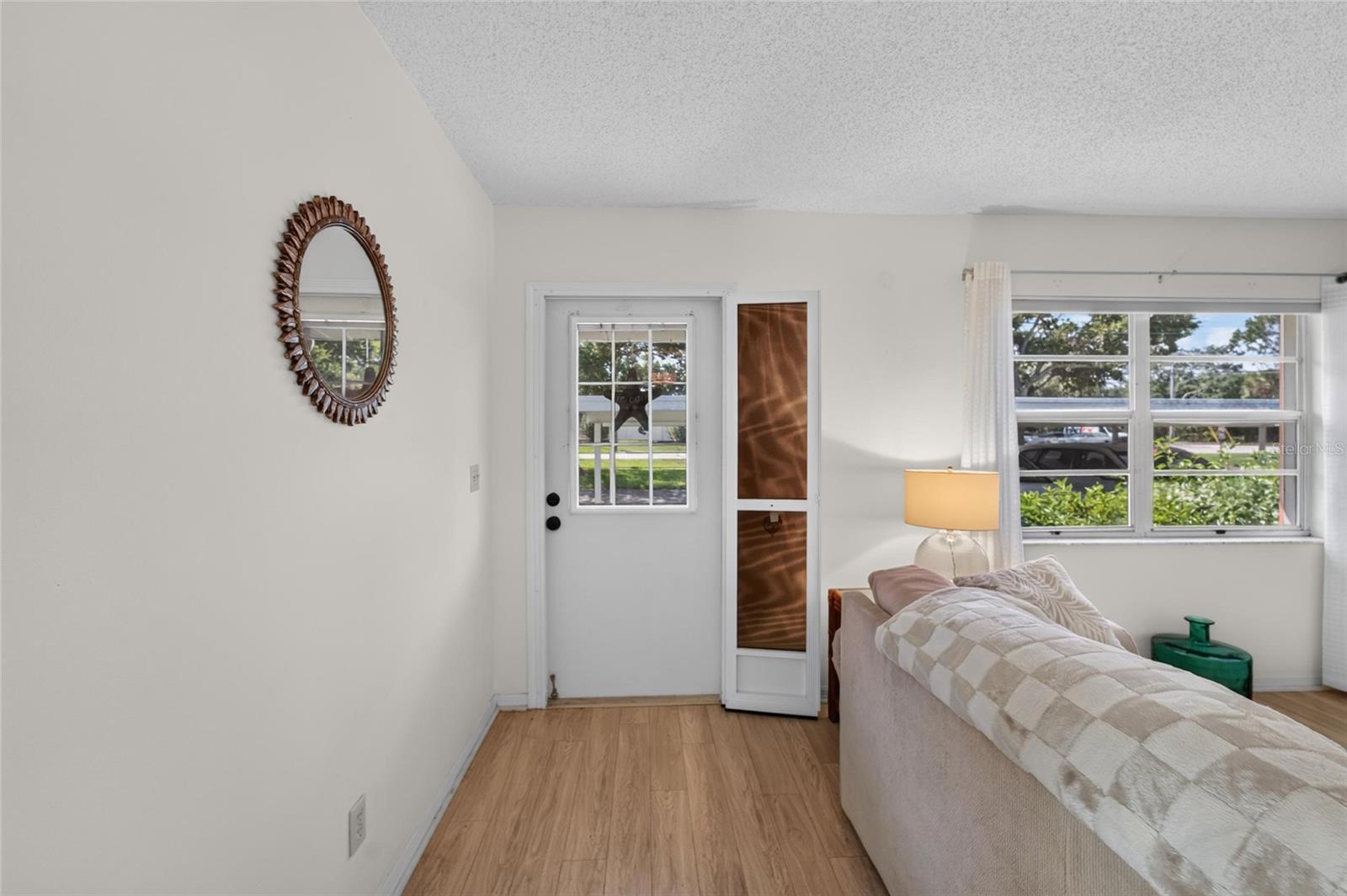 401 DE GRASSE PL #21 — photo 4