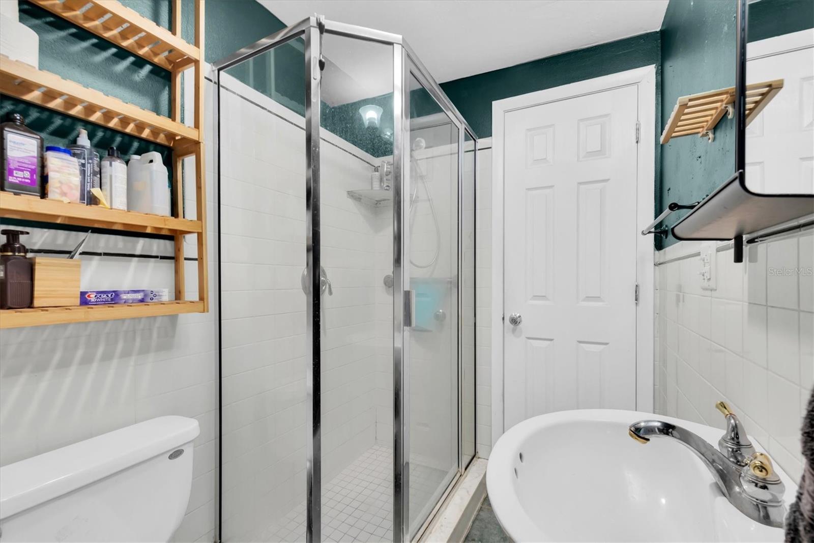 12812 LAKE DR — photo 20