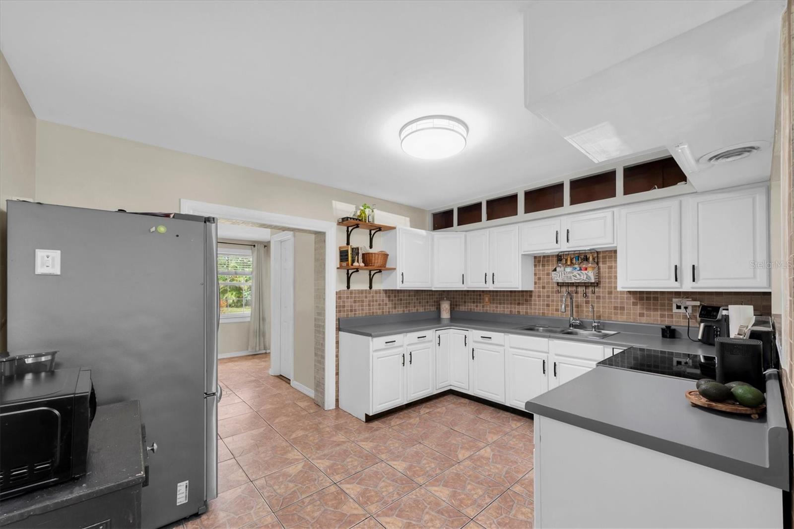 12812 LAKE DR — photo 14