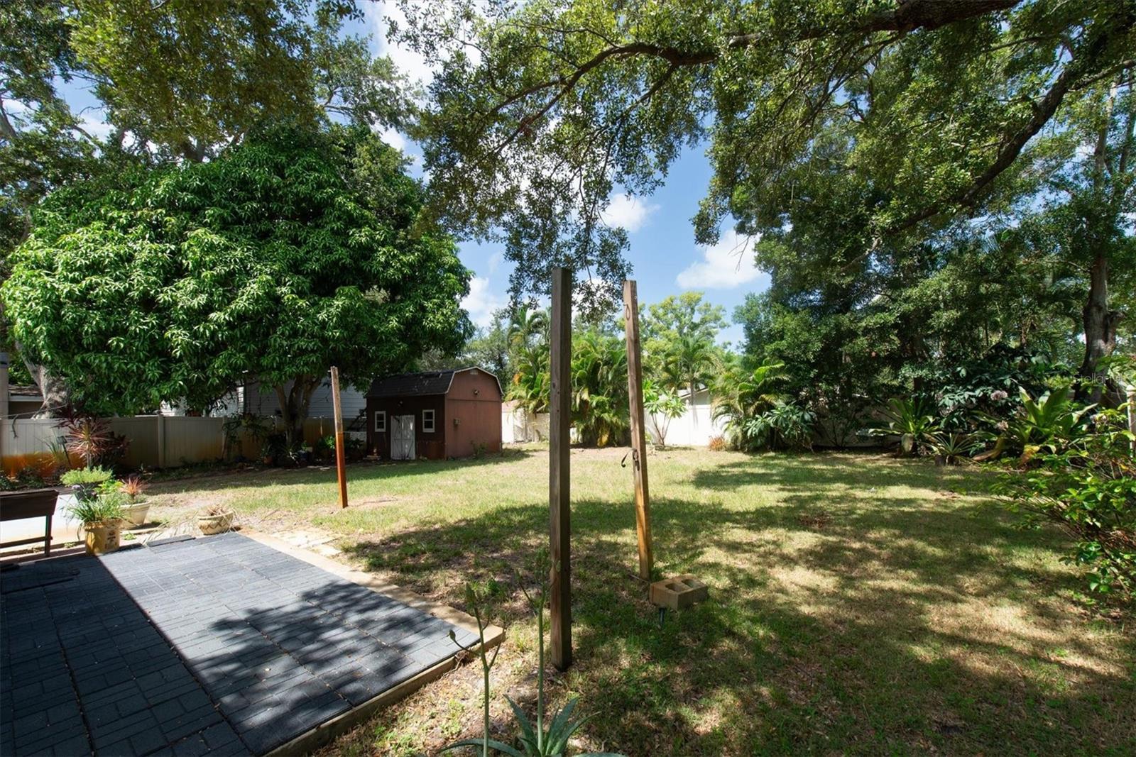 12812 LAKE DR — photo 41