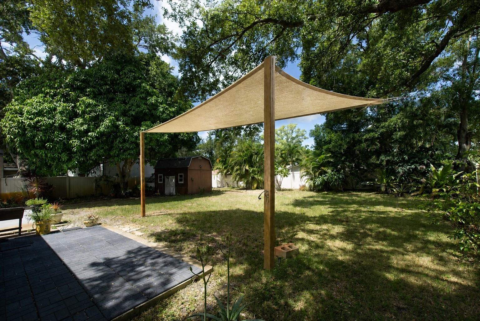 12812 LAKE DR — photo 45