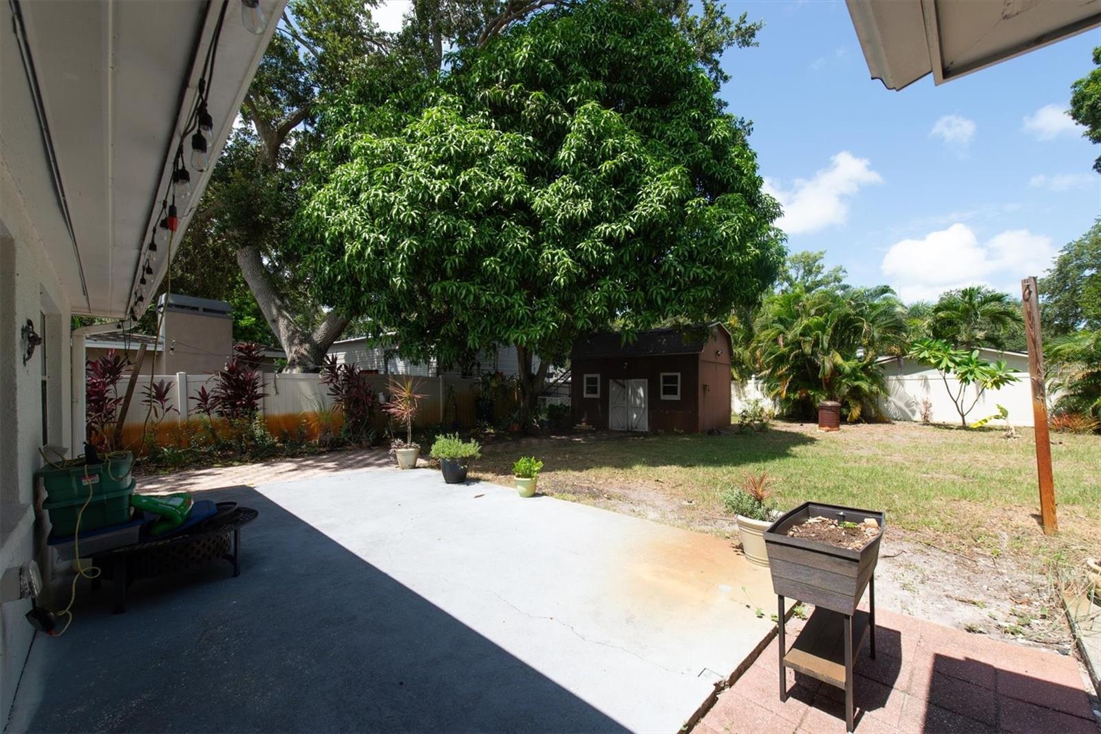 12812 LAKE DR — photo 44