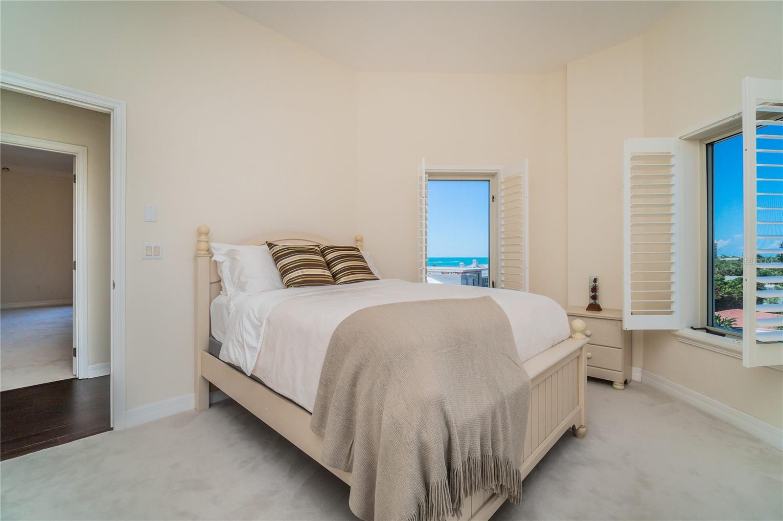 14 SOMERSET ST #5C — photo 12