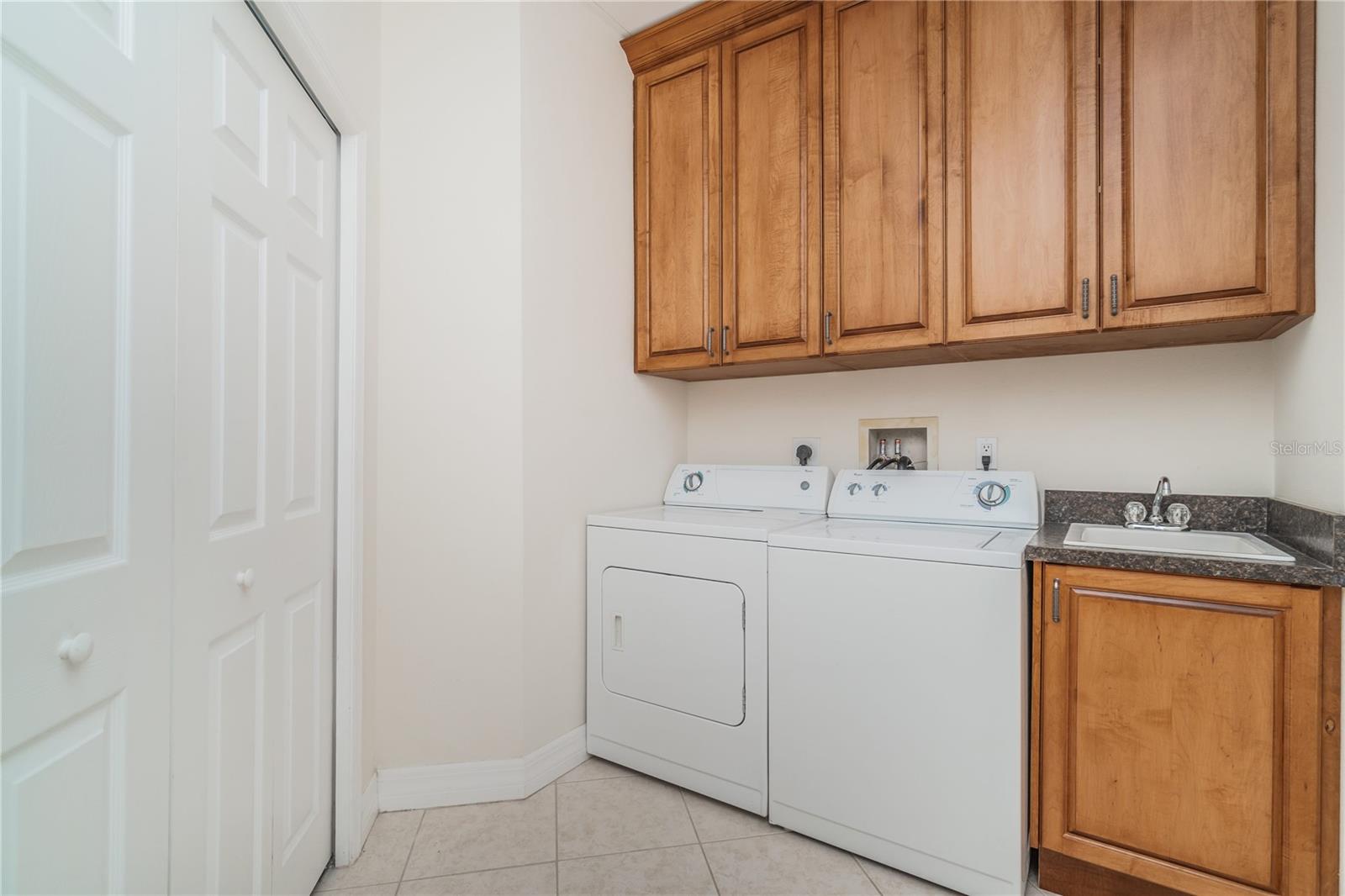 14 SOMERSET ST #5C — photo 15