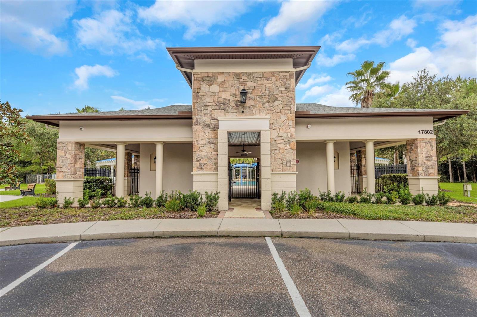 17807 HOWSMOOR PL — photo 74
