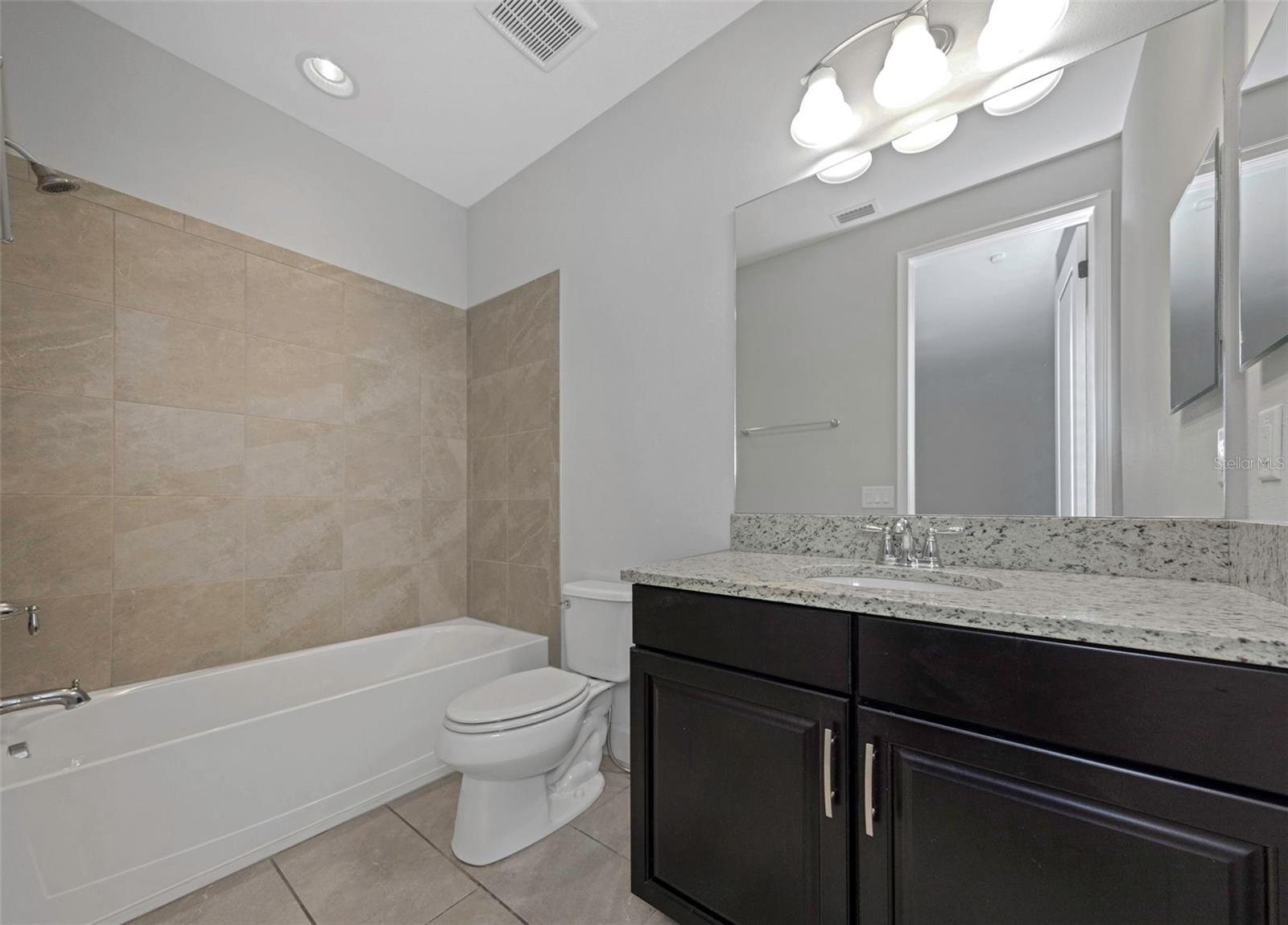 17807 HOWSMOOR PL — photo 46