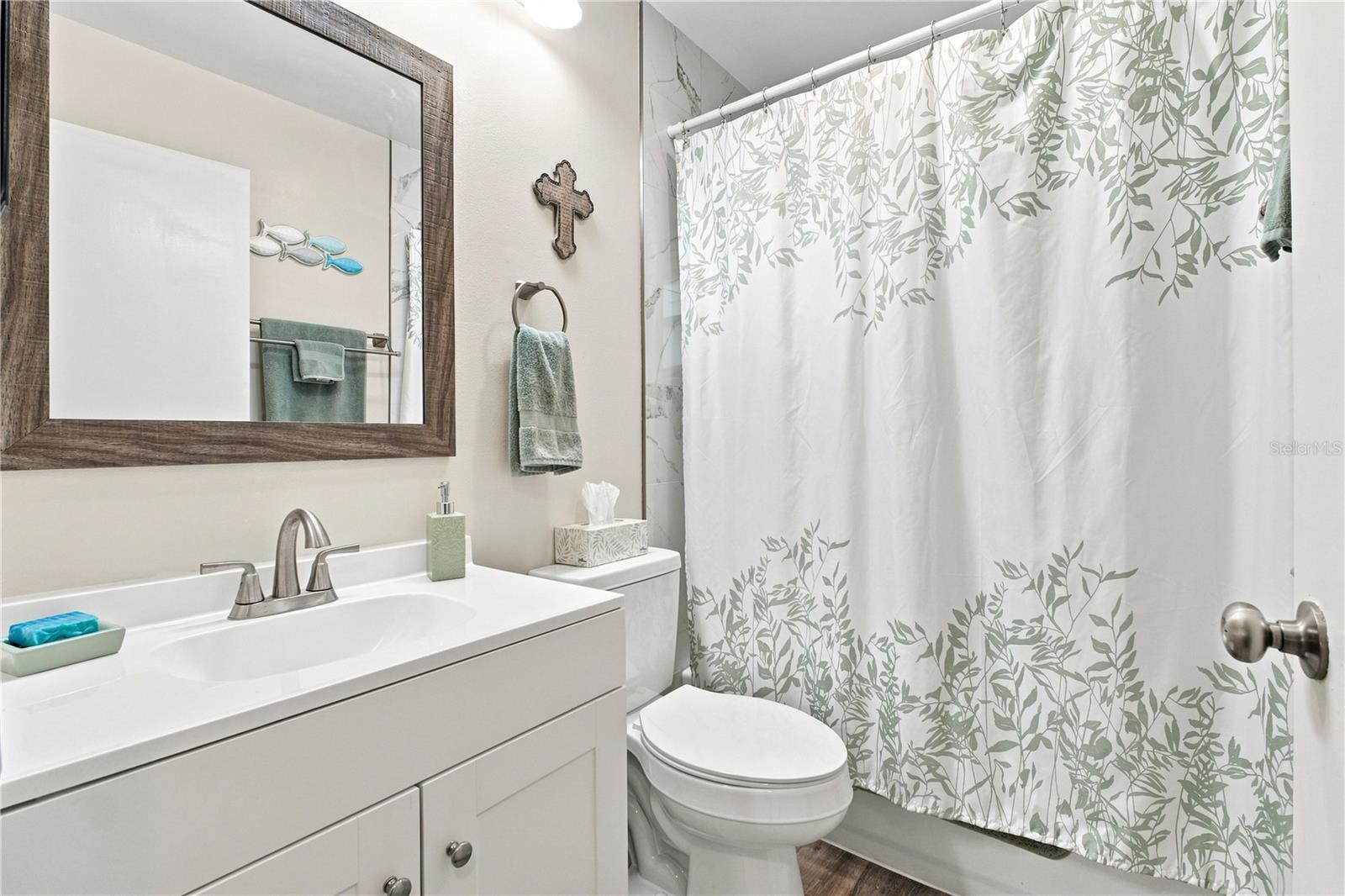7301 BRAMBLEWOOD DR — photo 10