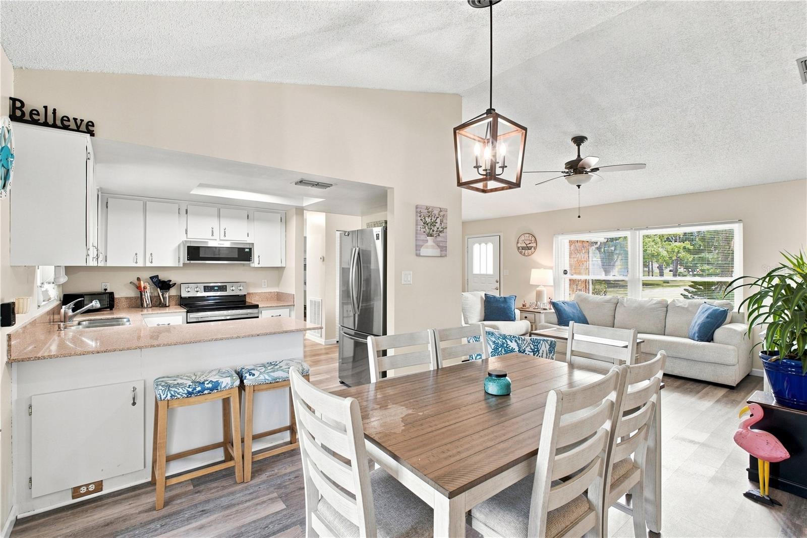 7301 BRAMBLEWOOD DR — photo 5